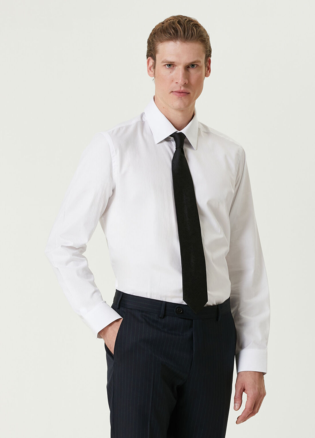 Beymen Bes Custom Fit Beyaz Çizgi Desenli Gömlek