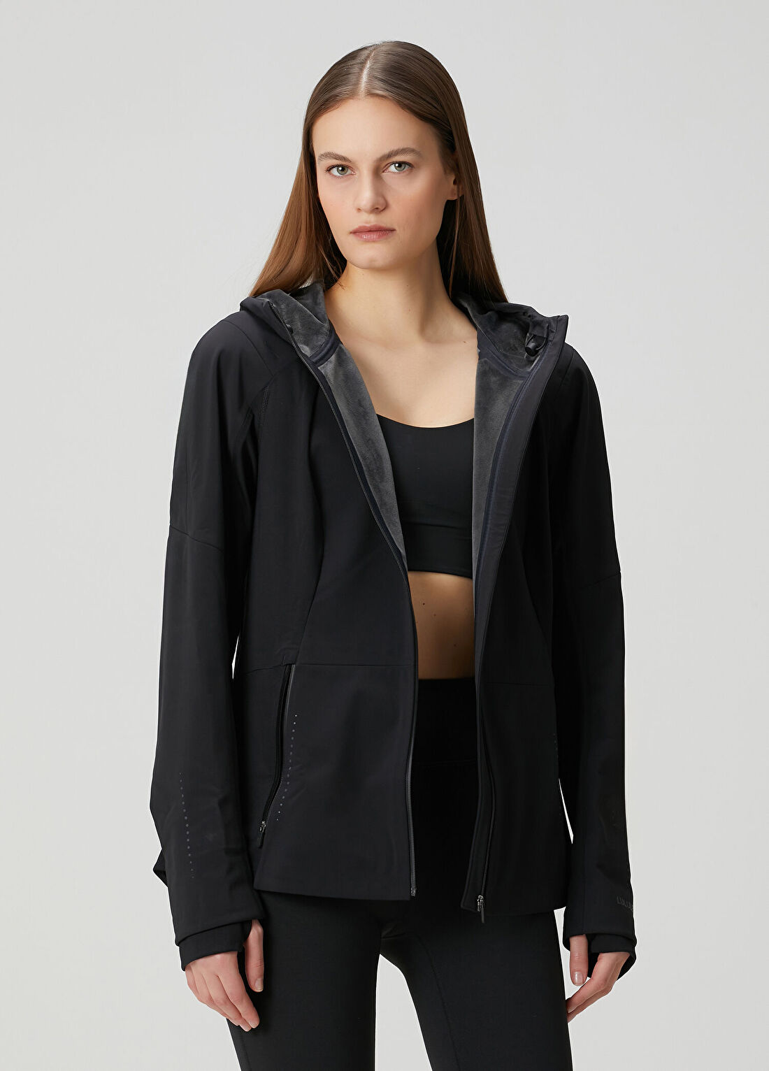 lululemon Cross Chill Performans Siyah Yağmurluk