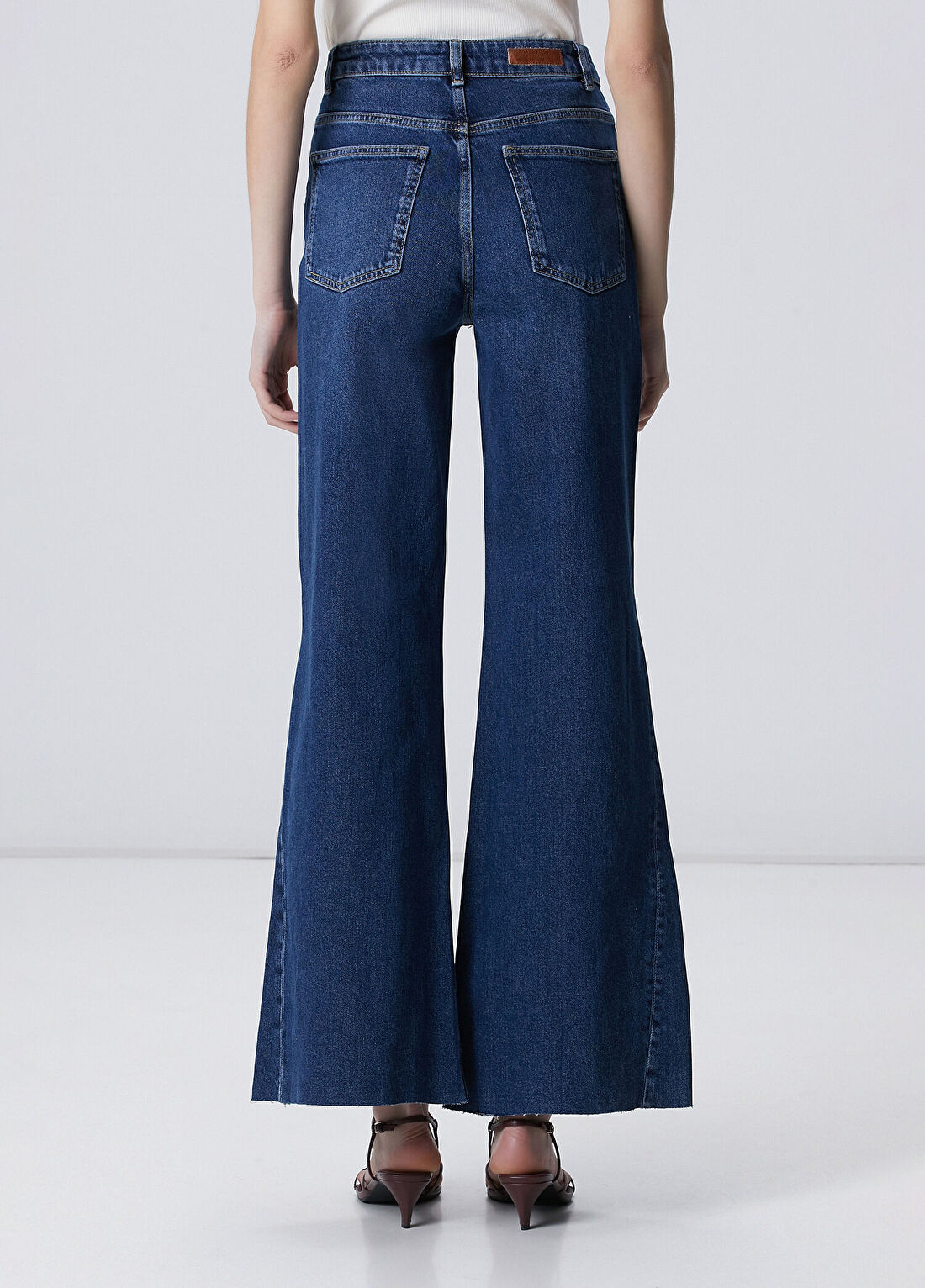 Network İndigo Geniş Paça Detaylı Denim Pantolon görsel 4