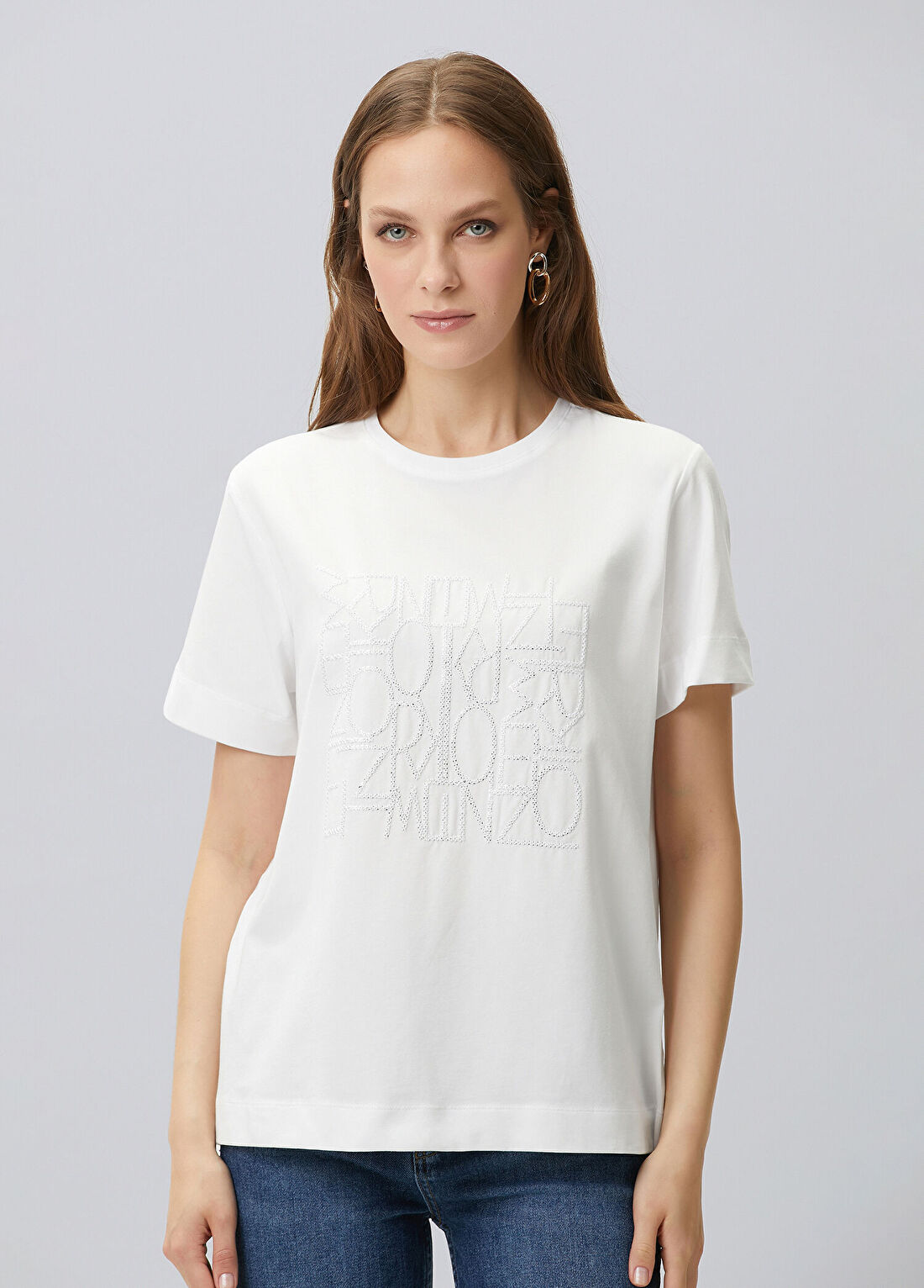 Network Beyaz Nakış Detaylı T-shirt