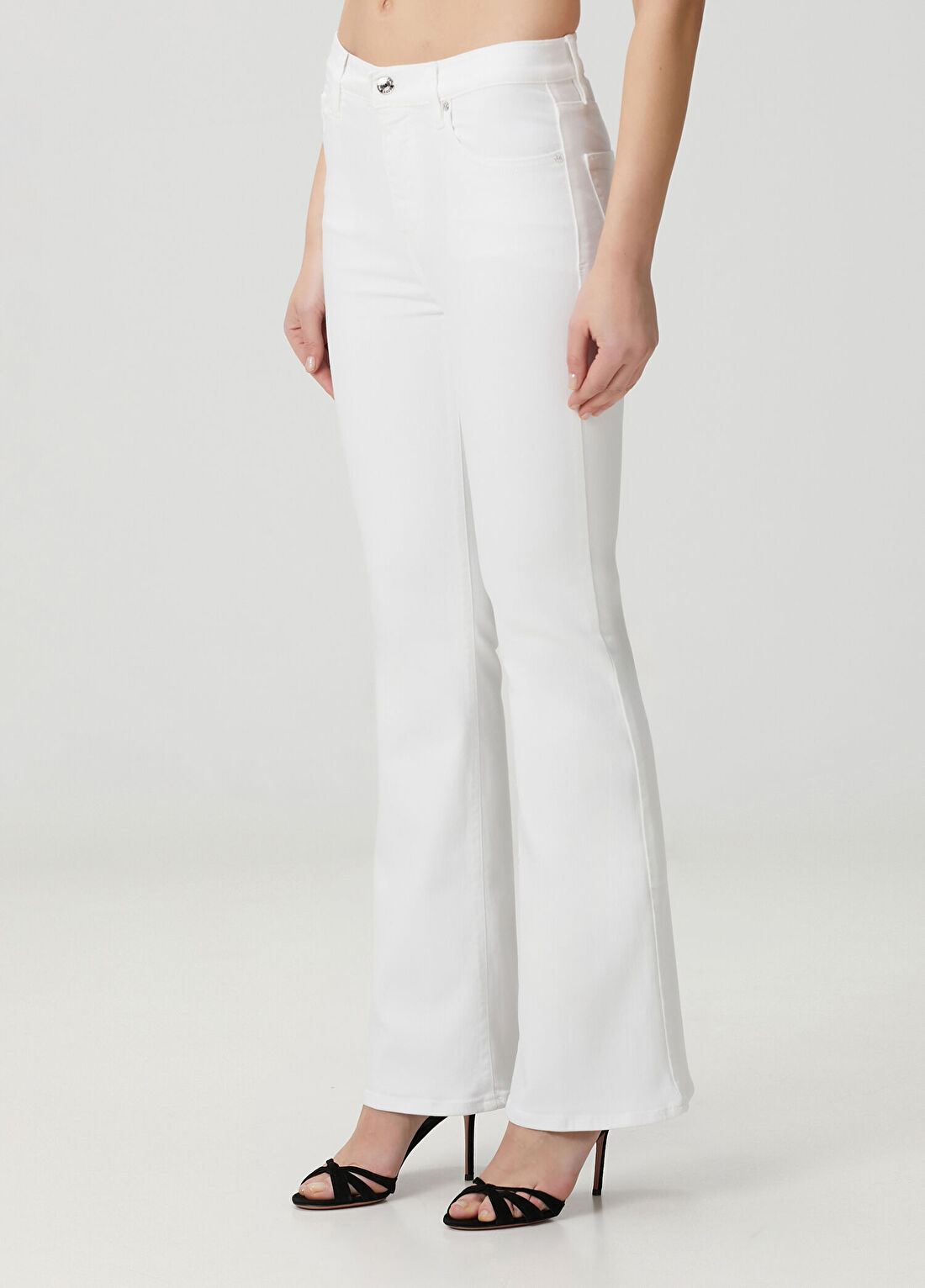 Frame Denim The Reboot Crop Beyaz Jean Pantolon görsel 2