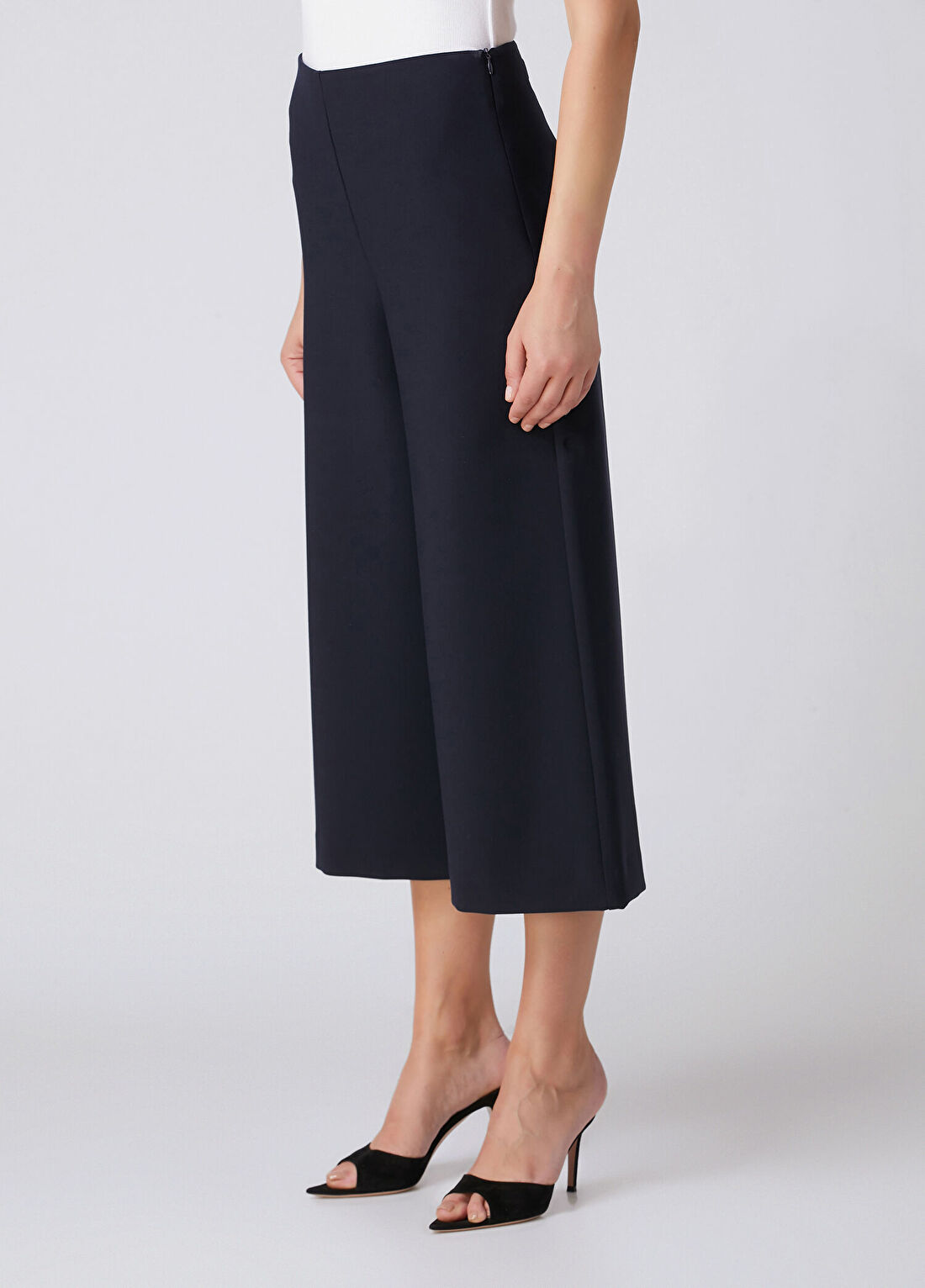 Beymen Collection Lacivert Bermuda Form Pantolon görsel 3