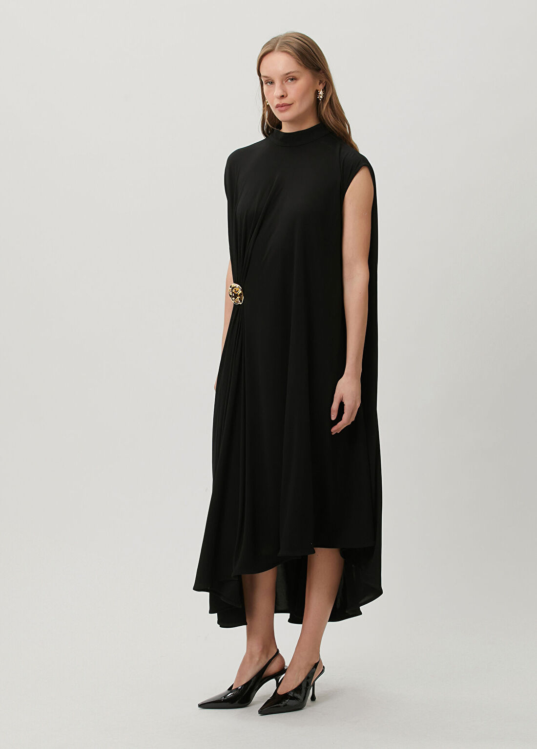 Bottega Veneta Siyah Drapeli Midi Elbise görsel 2