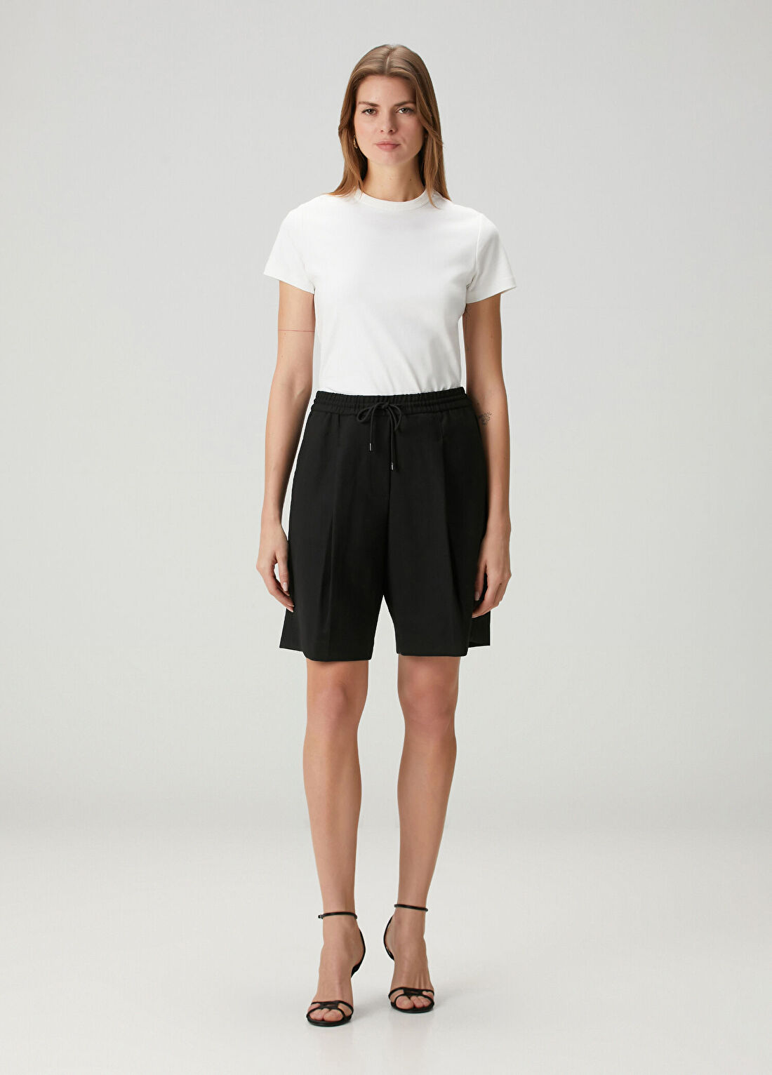 Michael Michael Kors Siyah Pileli Twill Şort