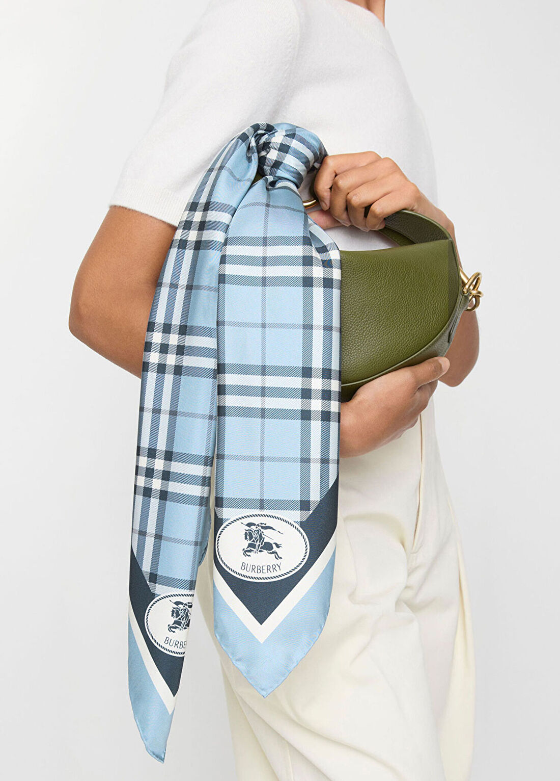 Burberry Mavi İpek Kadın Eşarp görsel 3