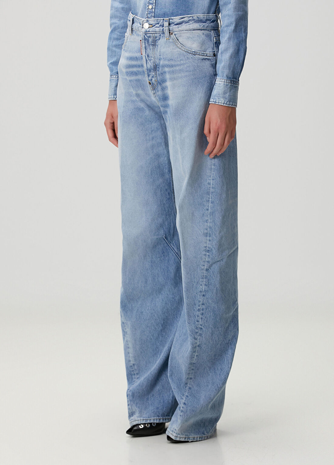 Dsquared2 Twisted Mavi Jean Pantolon görsel 2