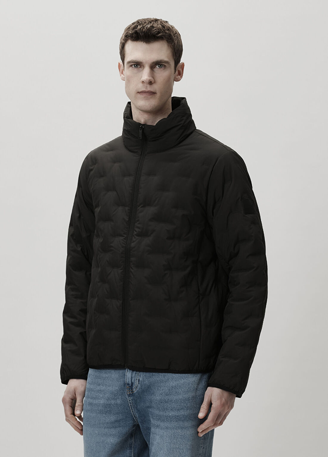 Calvin Klein Siyah Puff Mont görsel 3