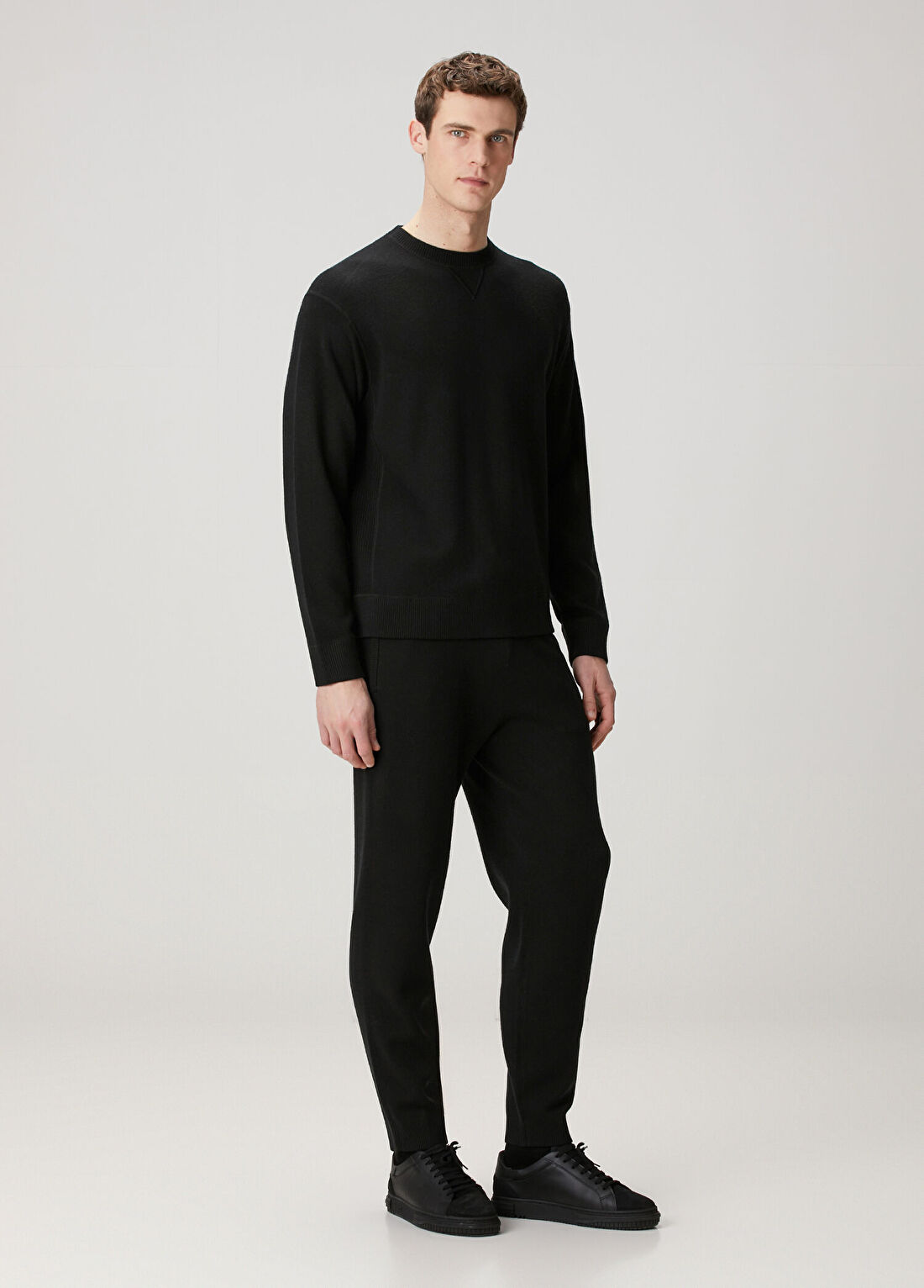 Theory Siyah Sweatshirt görsel 2