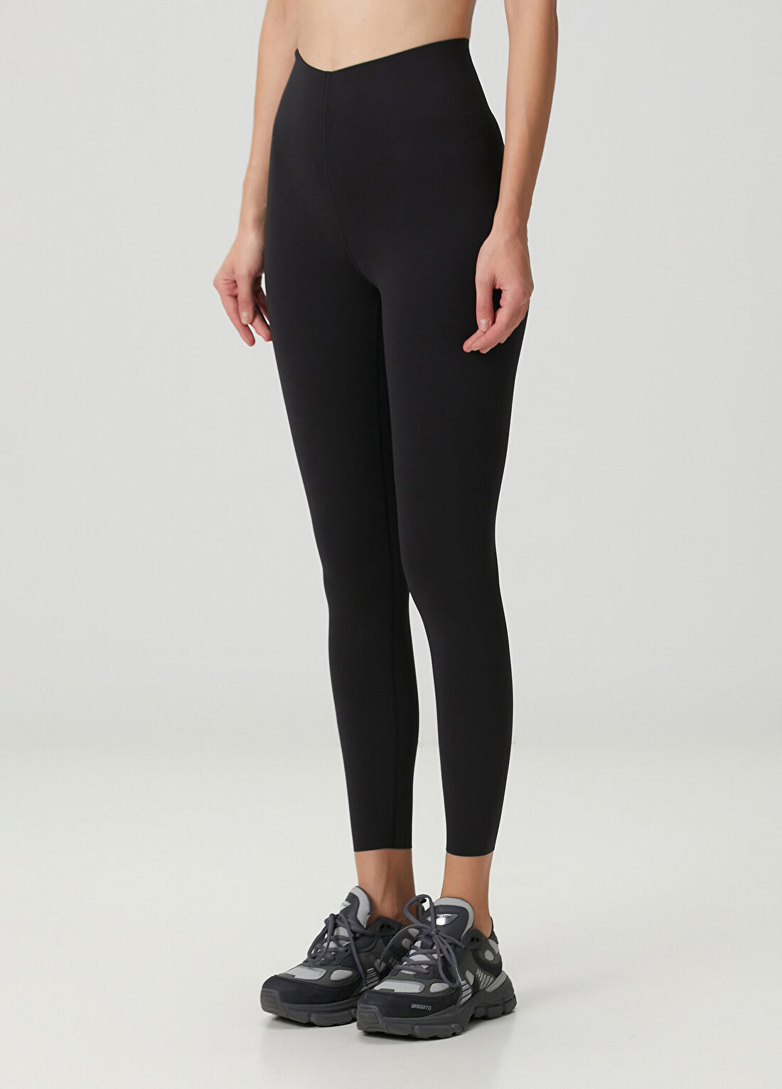lululemon Glow Up Super High Rise Siyah Tayt 25" görsel 3