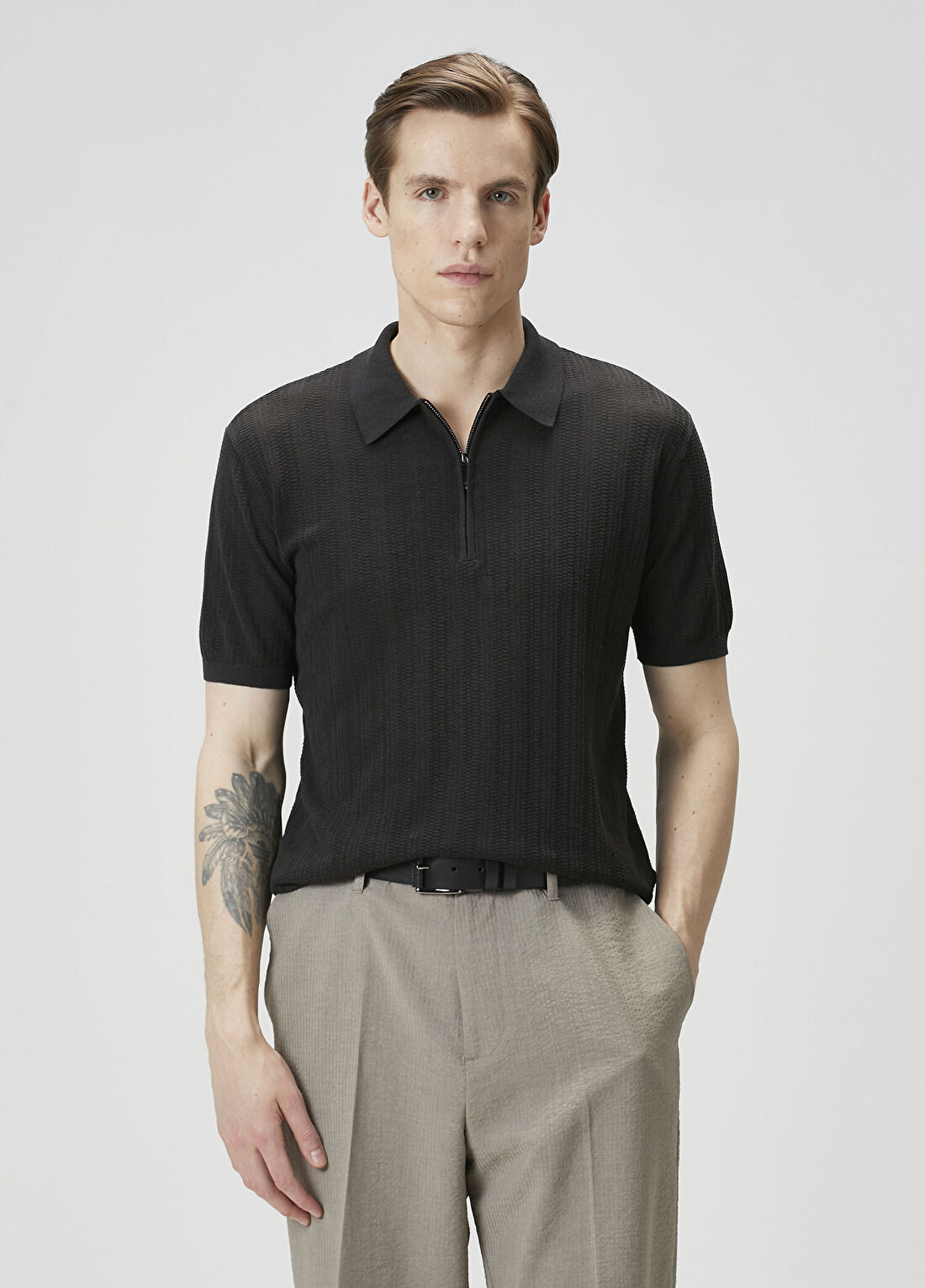 Emporio Armani Koyu Gri Polo Yaka Jakarlı Kısa Kollu Triko