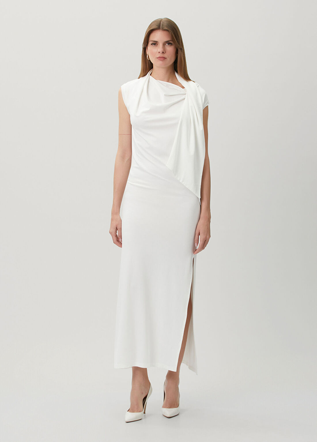 The Garment Beyaz Drapeli Maksi Elbise