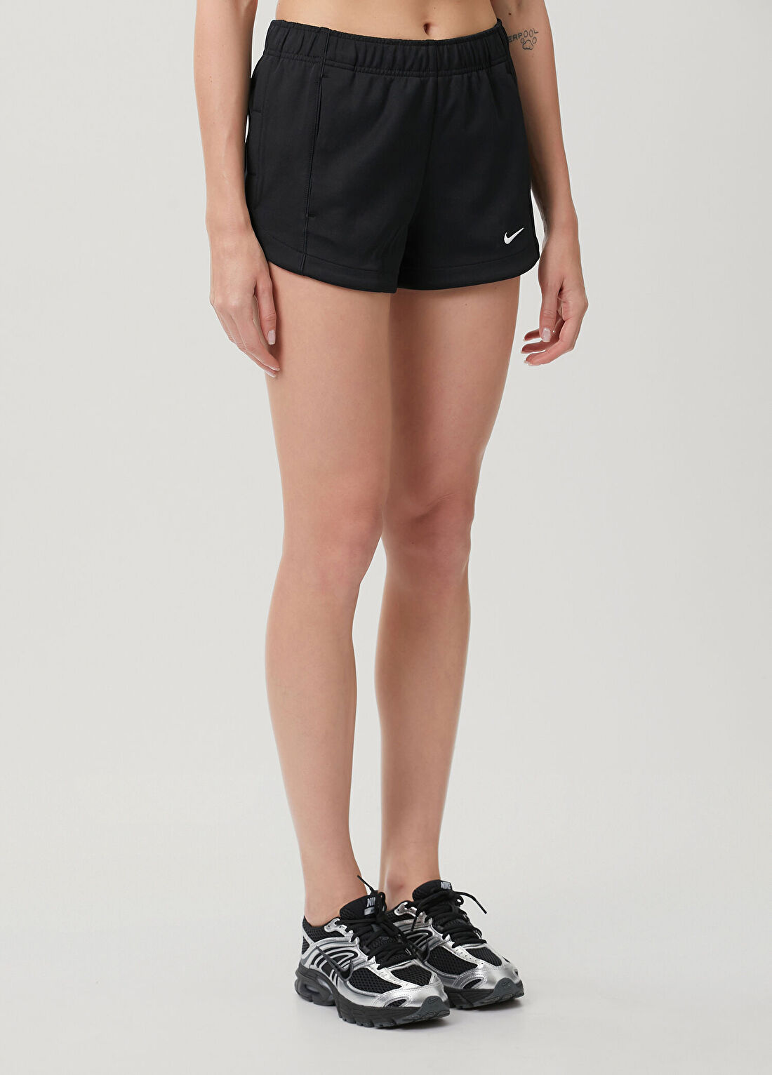 Nike Siyah Şort görsel 2