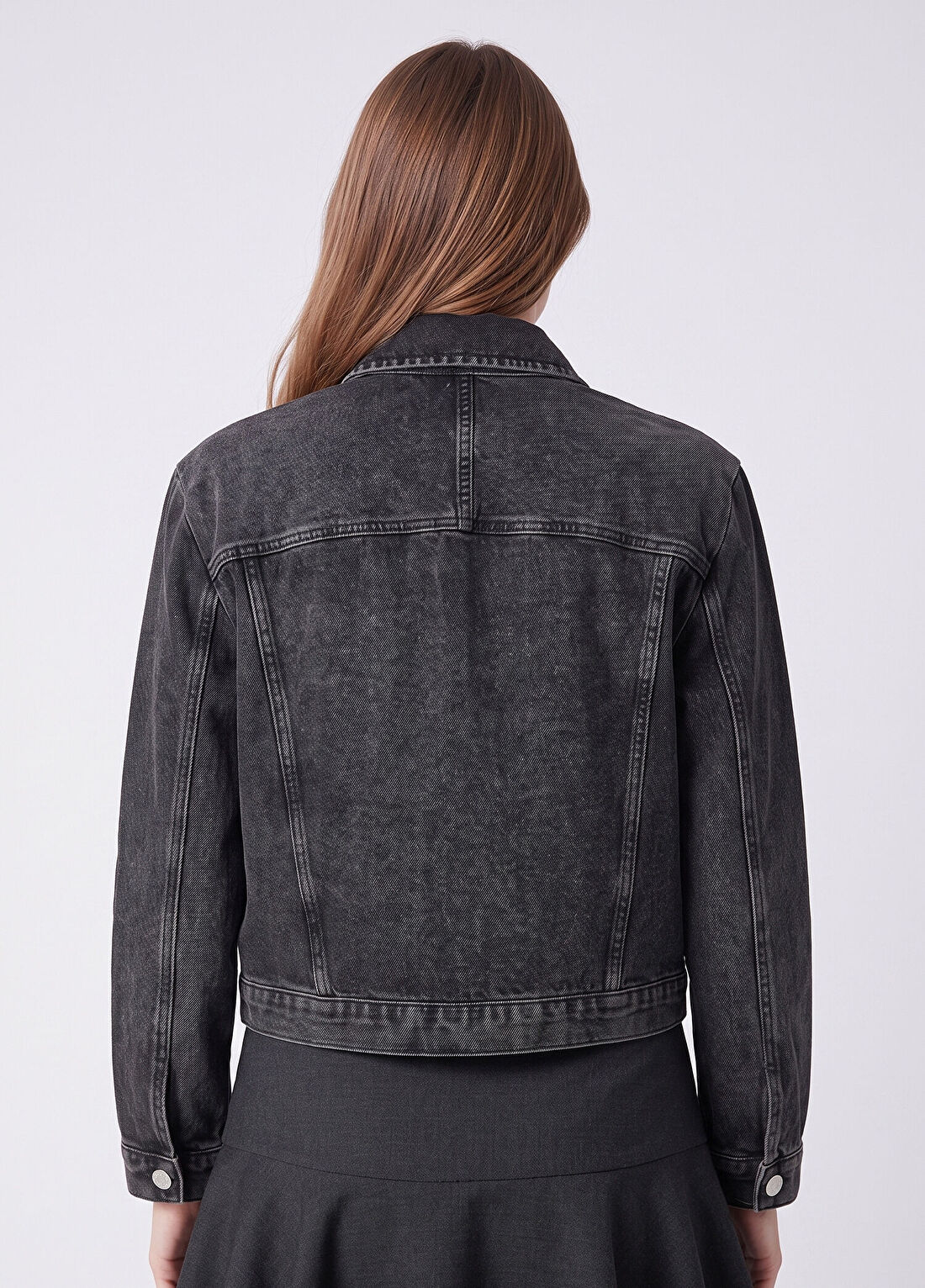 Beymen Club Antrasit Serpme Taşlı Kısa Trucker Denim Ceket görsel 4