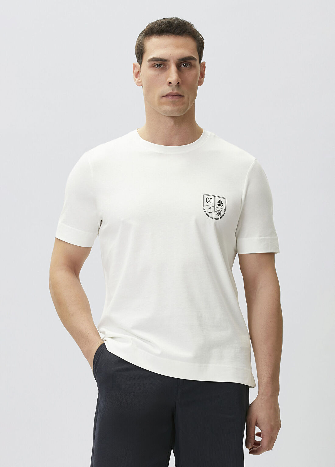 Network Comfort Fit Kırık Beyaz Marin Baskılı T-shirt