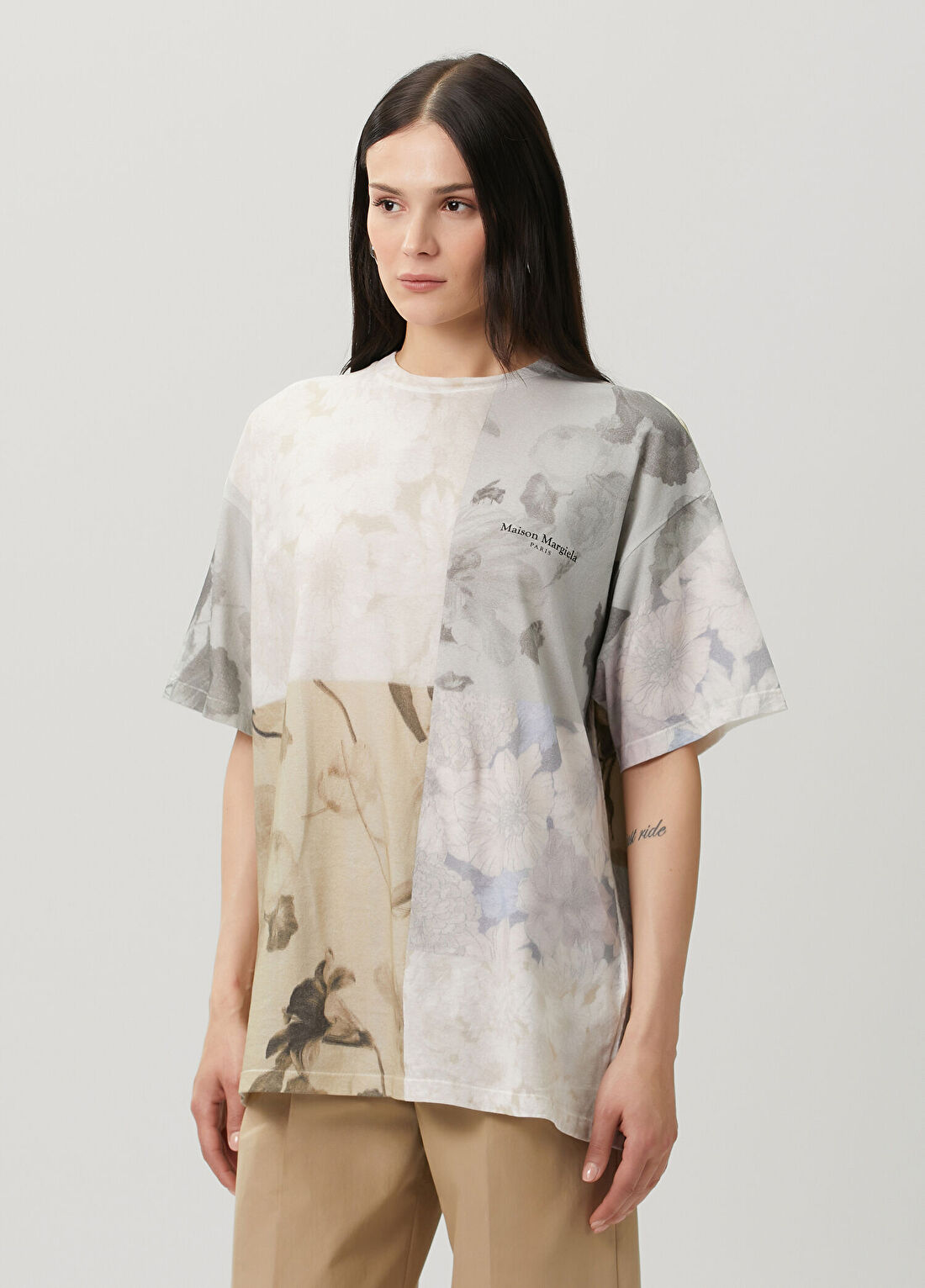 Maison Margiela Patchwork Çiçek Desenli T-shirt görsel 3