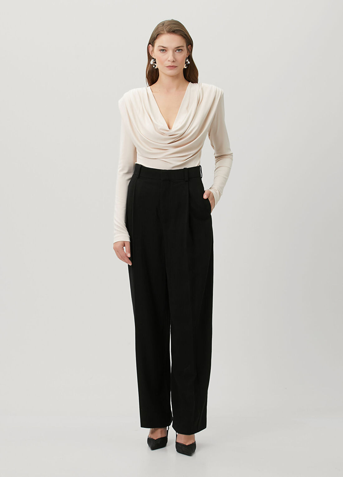 Wardrobe Nyc Bej Drapeli Bluz görsel 2