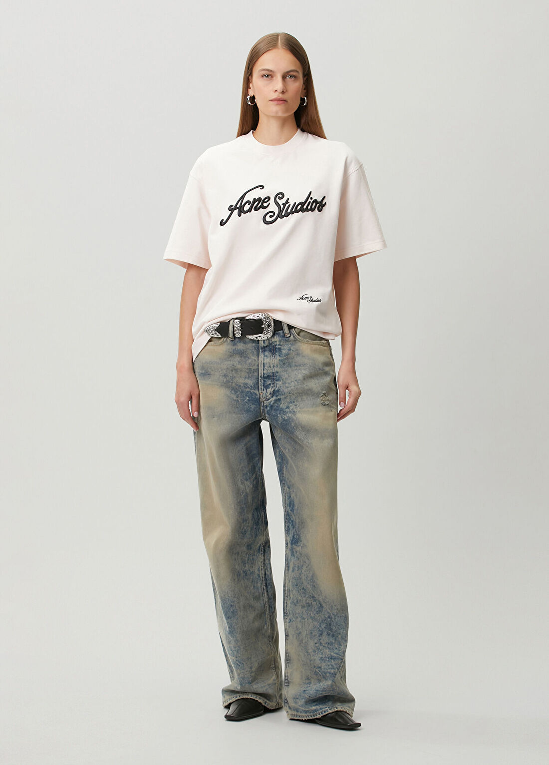 Acne Studios Açık Pembe Logolu T-shirt görsel 2