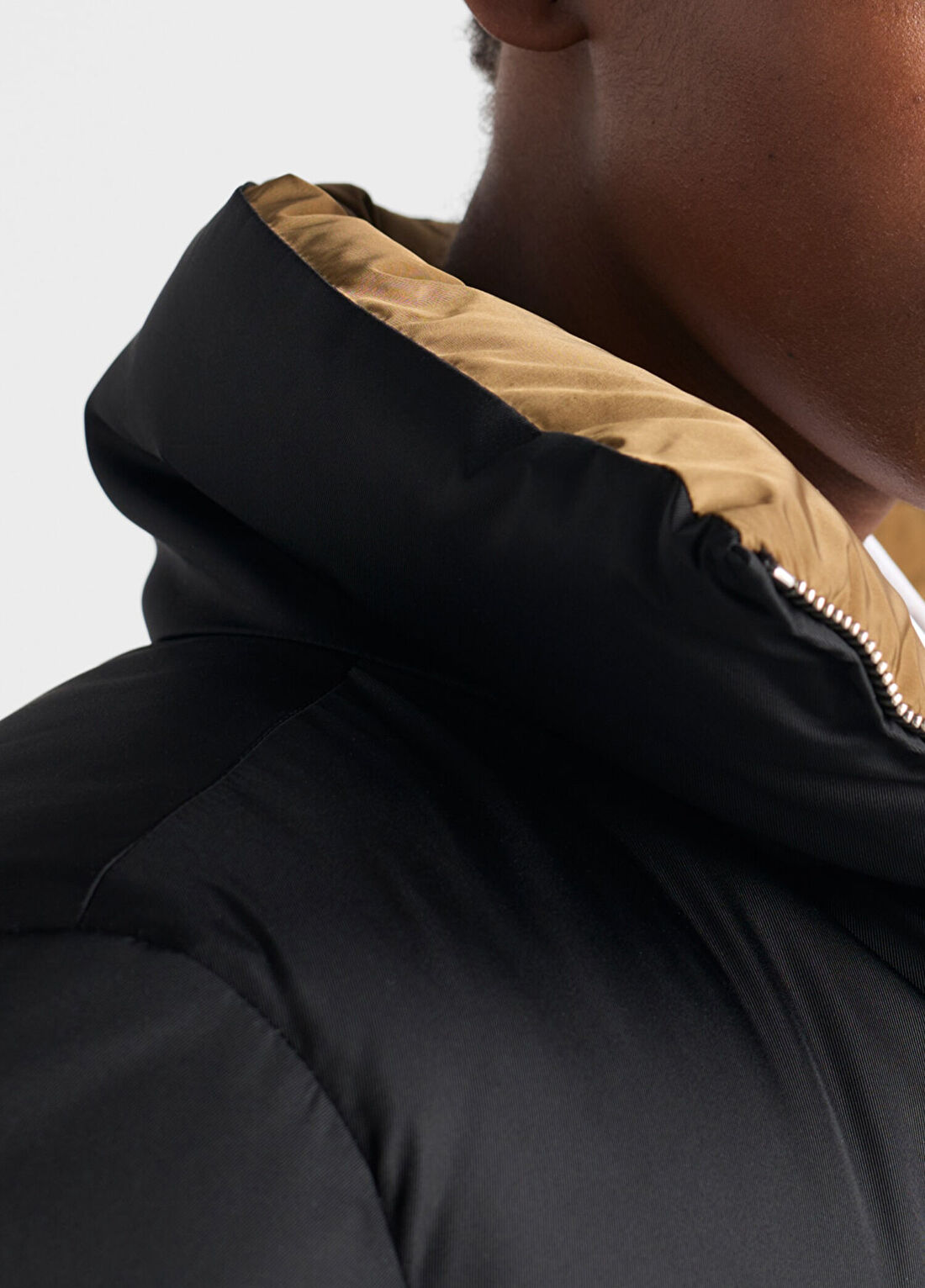 Prada Siyah Re-Nylon Kadın Kısa Şişme Mont görsel 3