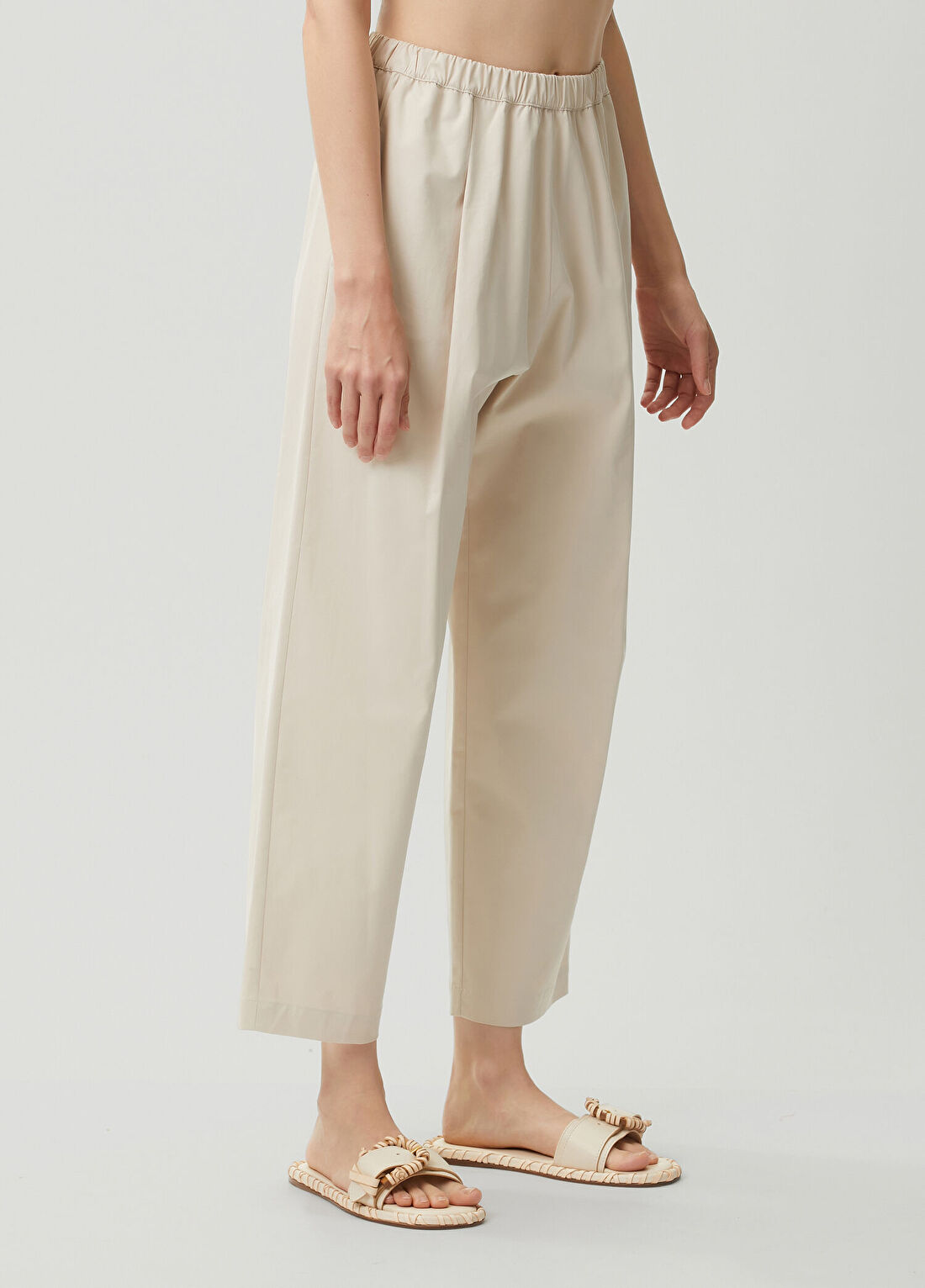 Amour et Naturel Bej Pileli Pantolon görsel 3