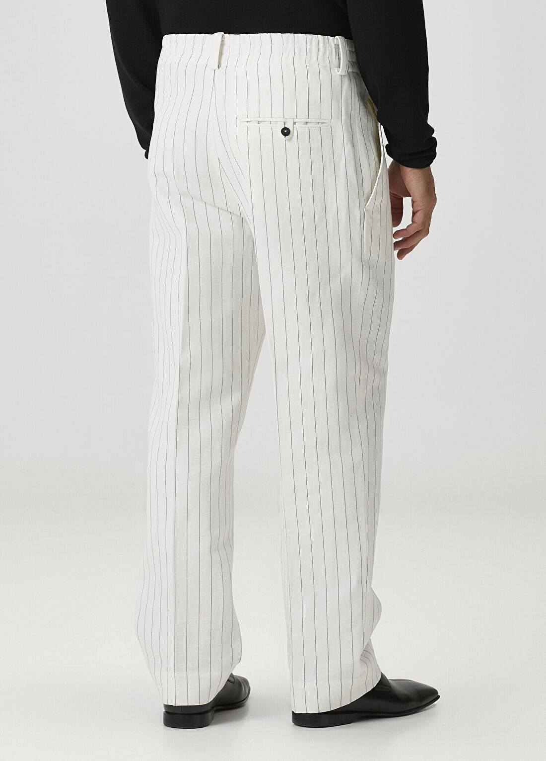 Jacquemus Beyaz Çizgi Desenli Keten Pantolon görsel 3