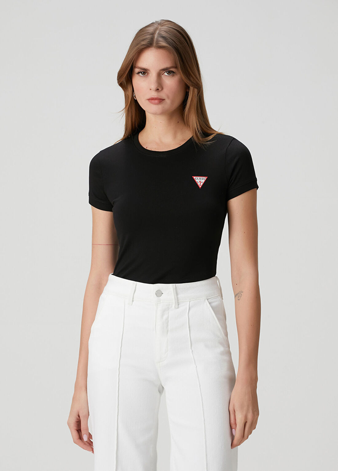 Guess Mini Triangle Slim Fit Siyah T-shirt