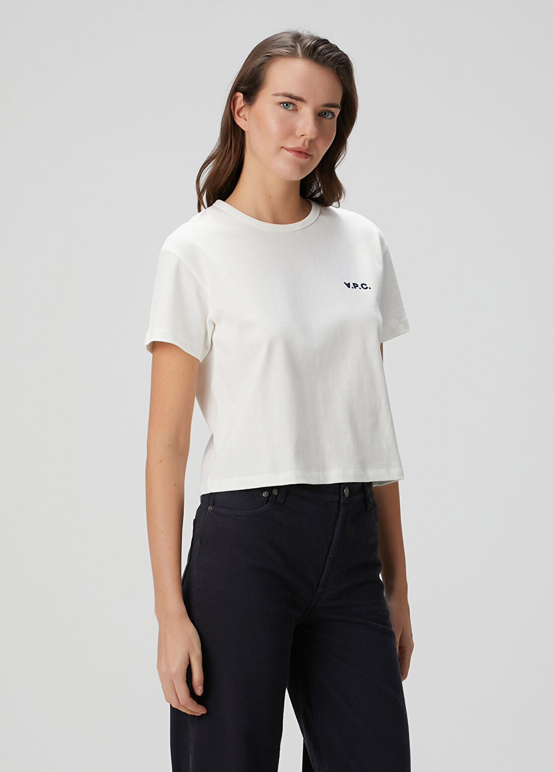 A.P.C. Beyaz Logo Baskılı T-shirt görsel 3