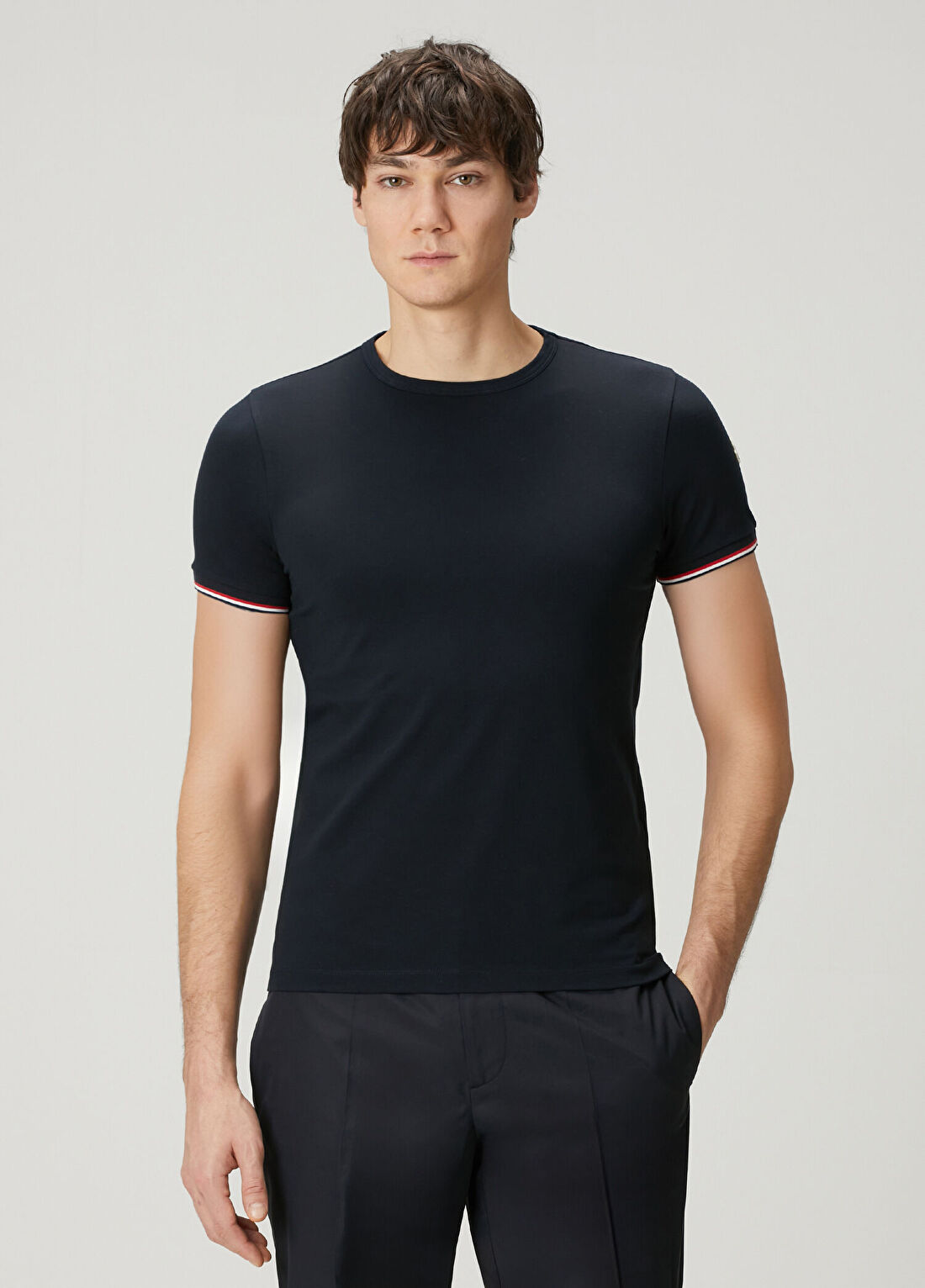 Moncler Lacivert Logo Detaylı T-shirt