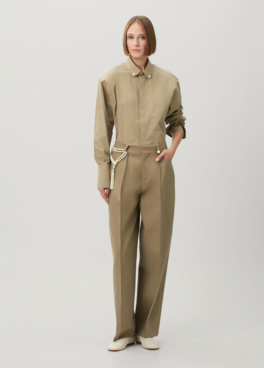 Nackiye Borrowed Tailored Kum Pantolon