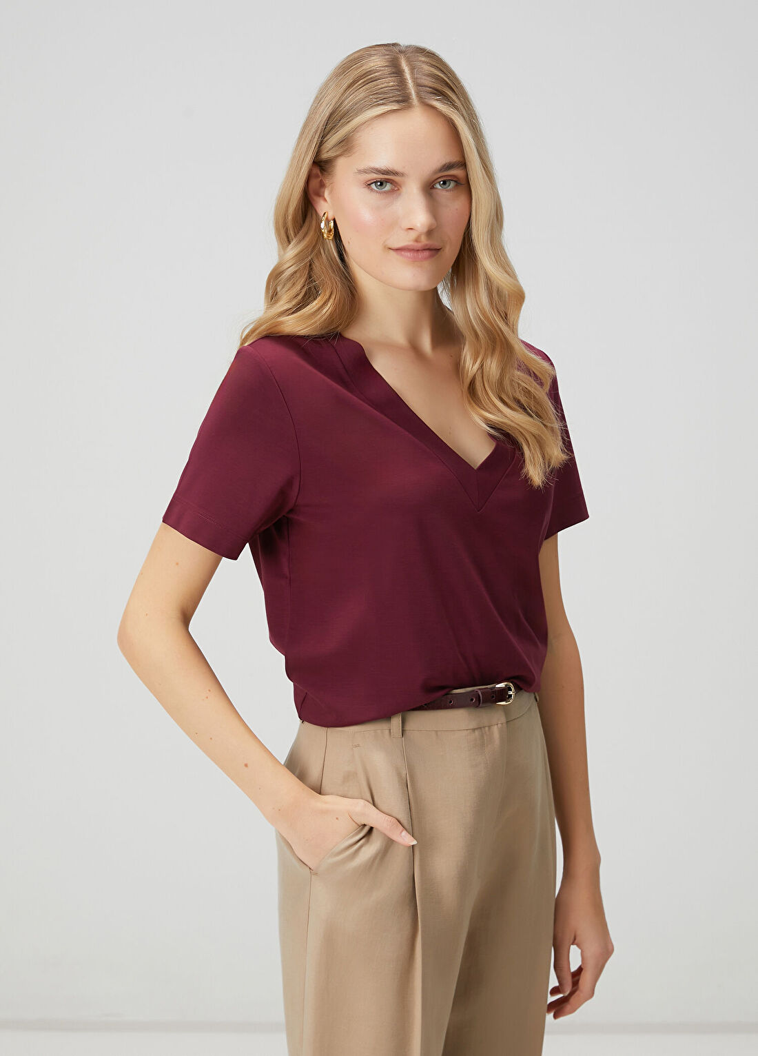 Beymen Club Bordo Yanı Yırtmaçlı Basic T-shirt görsel 4