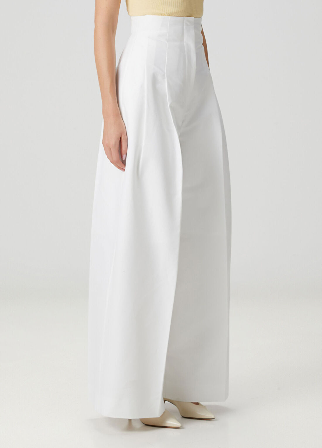 Jacquemus Souro Beyaz Pantolon görsel 2