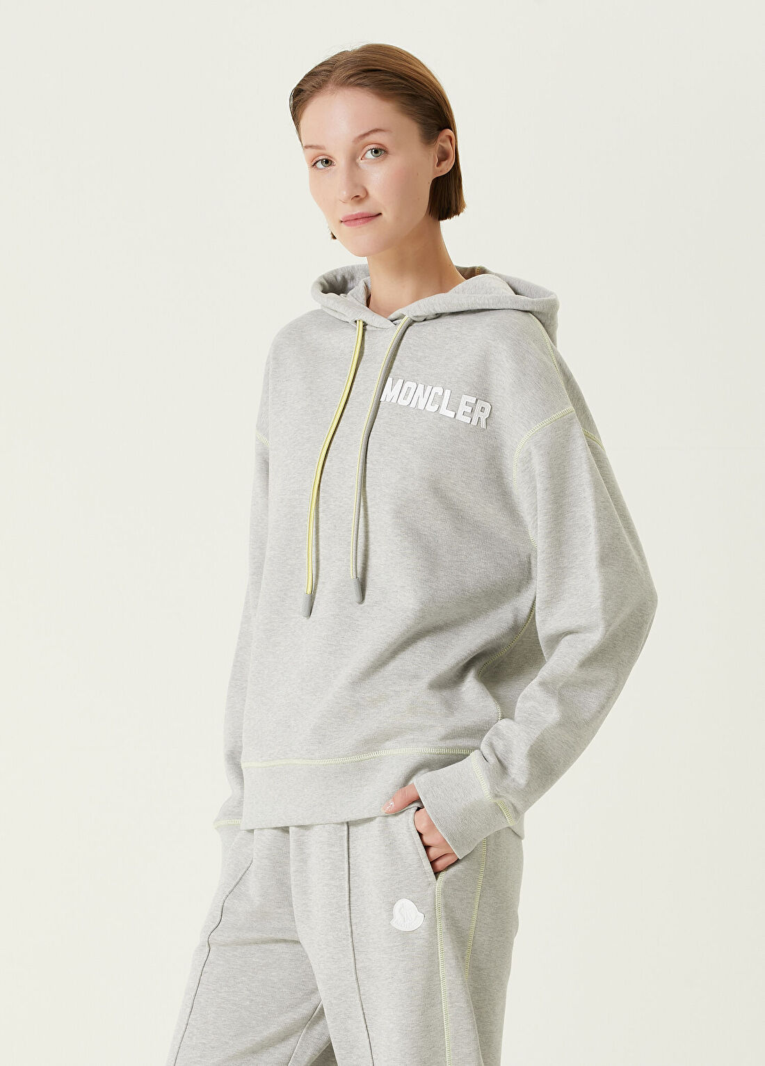 Moncler Gri Kapüşonlu Sweatshirt görsel 3