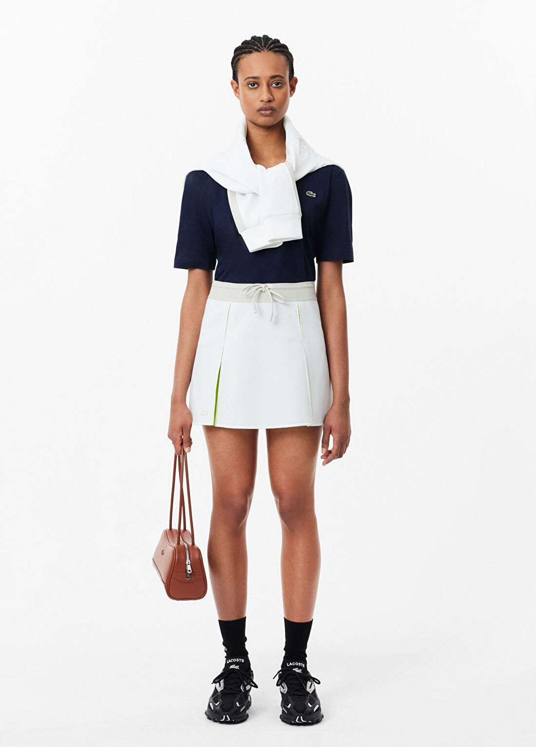 Lacoste Lacivert V Yaka Relaxed Fit Kısa Kollu Kadın T-Shirt görsel 4