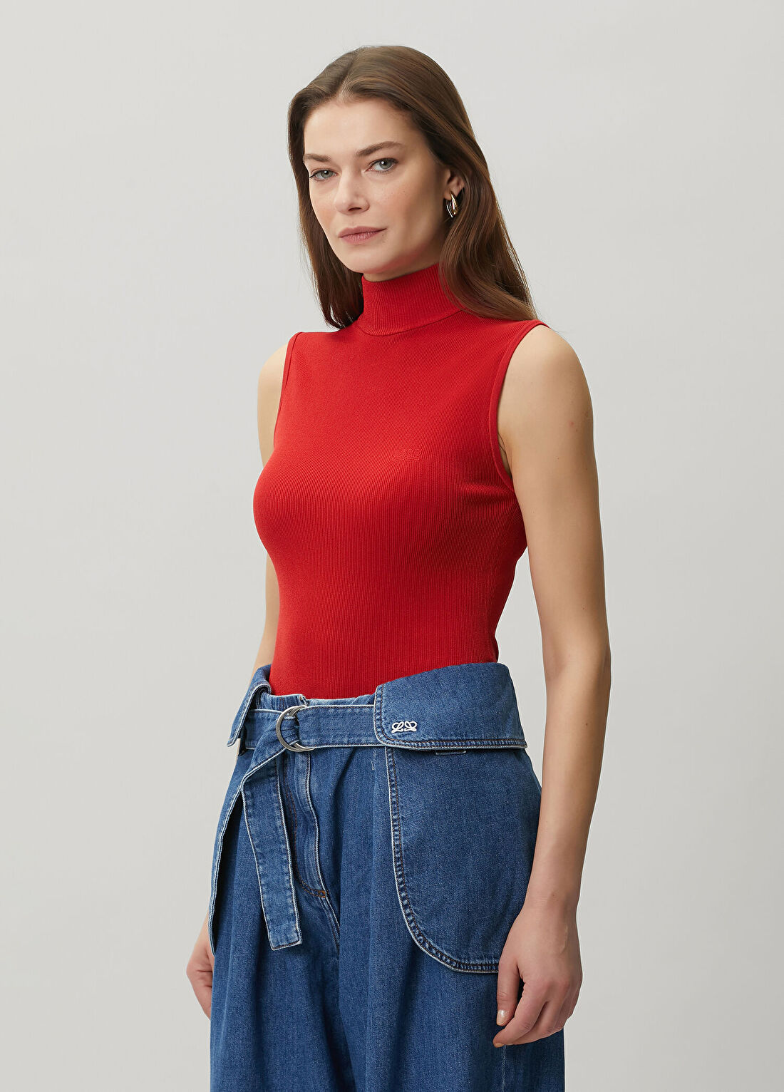 Loewe Kırmızı Ribli Kolsuz Bluz