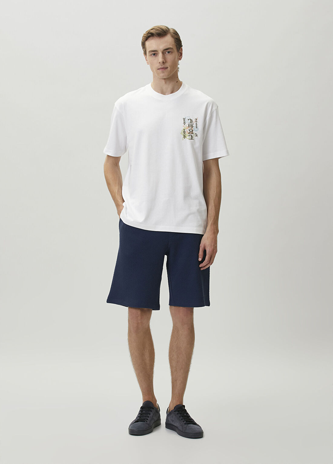 Guess Oversize Fit Beyaz Jersey T-shirt görsel 2