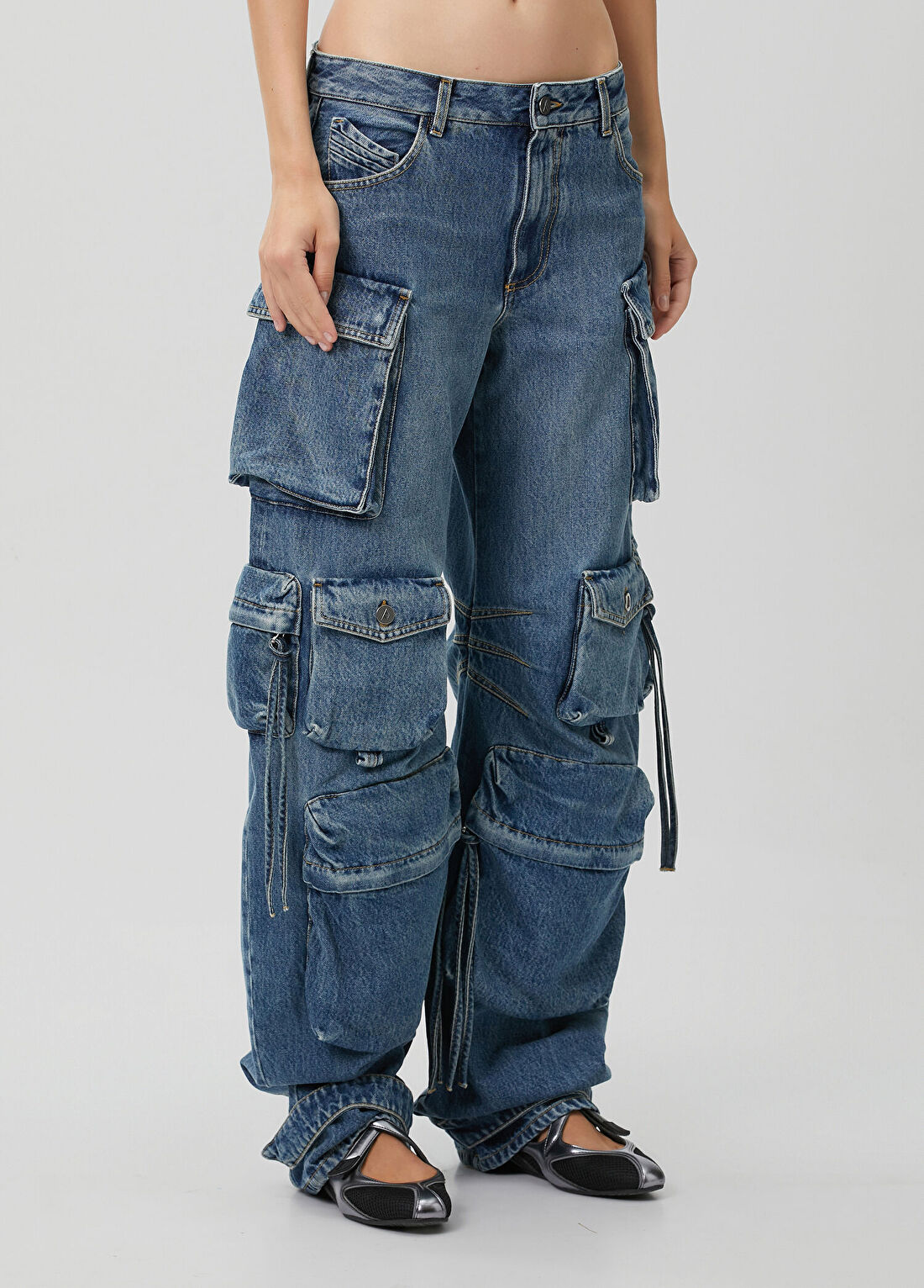 The Attico Mavi Kargo Jean Pantolon görsel 2