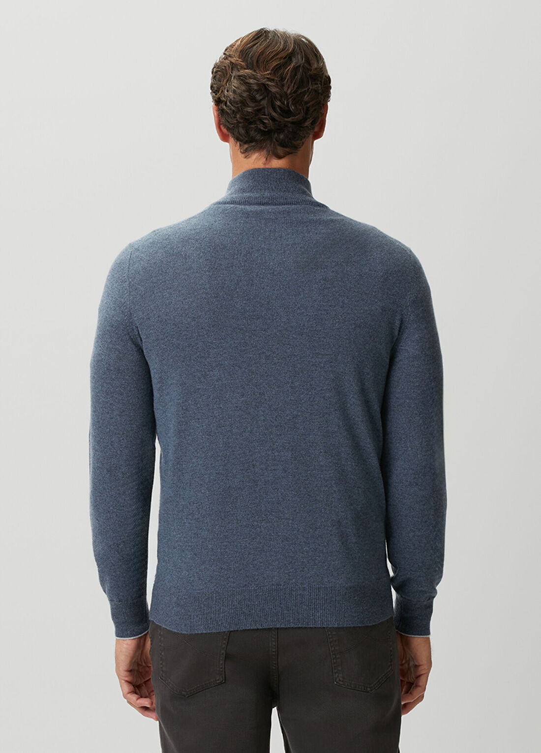 Brunello Cucinelli Indigo Kaşmir Kazak görsel 4