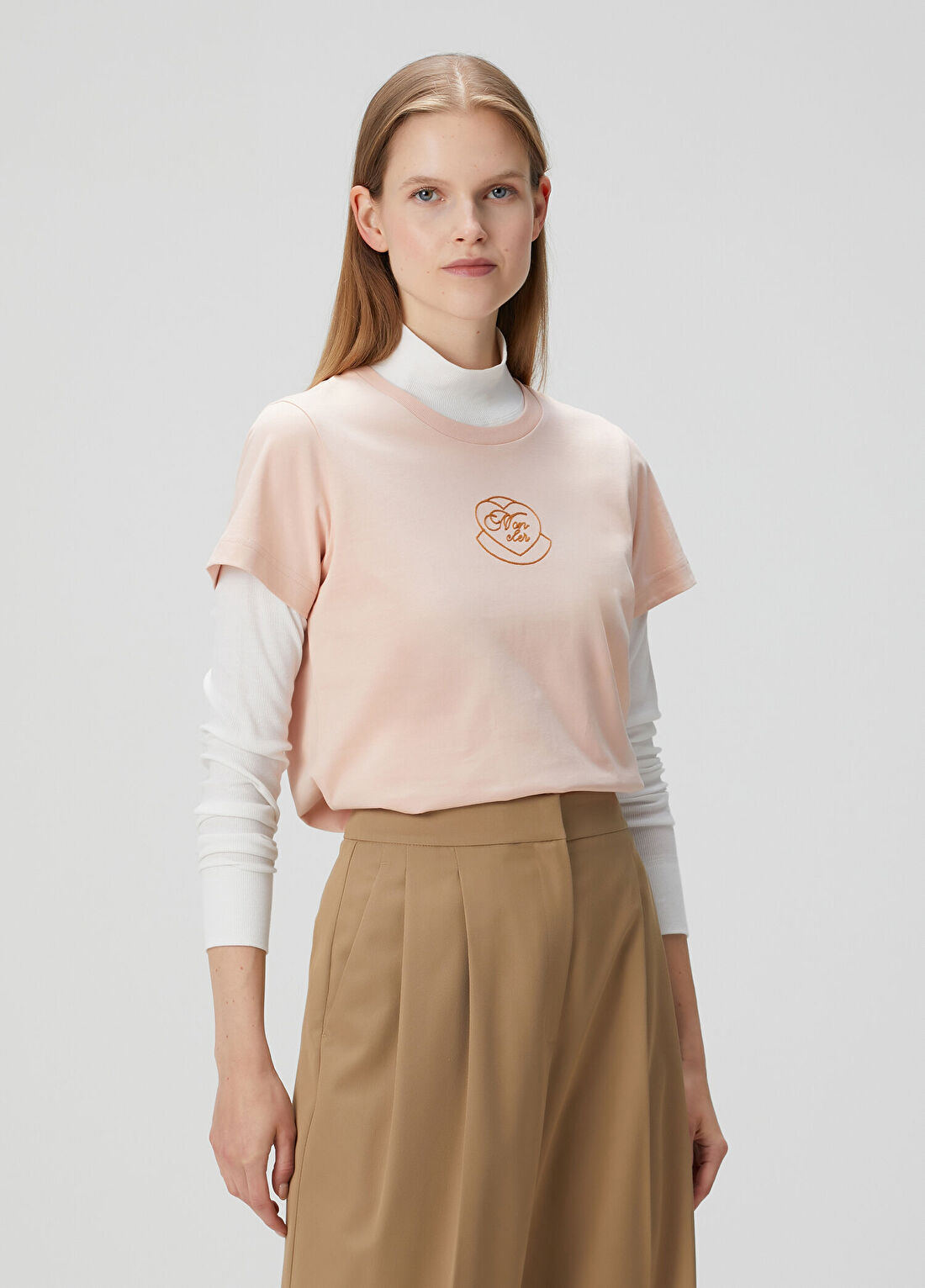 Moncler Pembe Logo Nakışlı T-shirt
