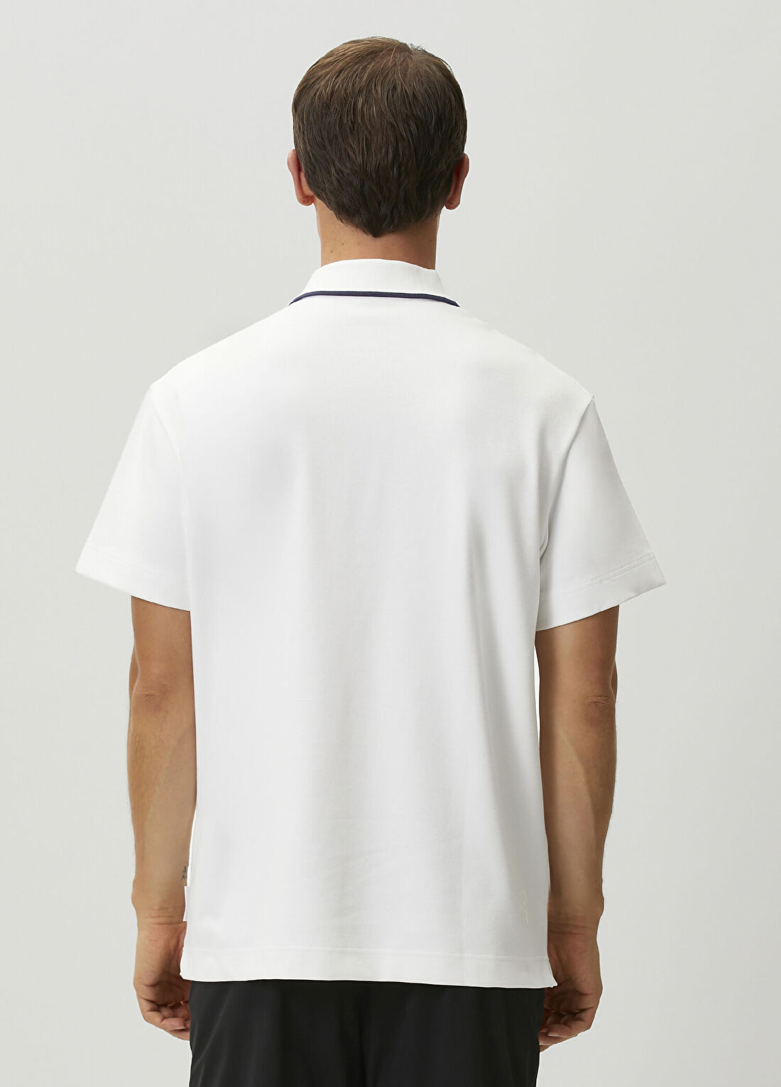 On Courtside Beyaz Polo Yaka T-shirt görsel 4