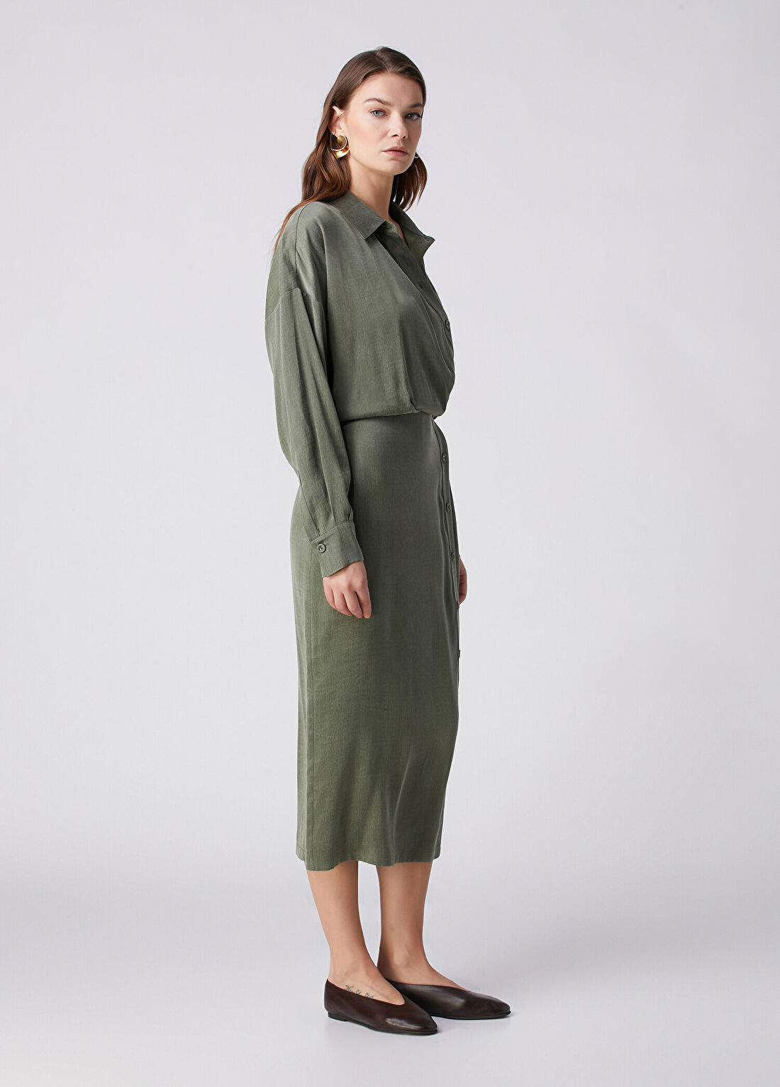 Beymen Collection Nefti Yıkamalı Efektli Asimetrik Gömlek görsel 4