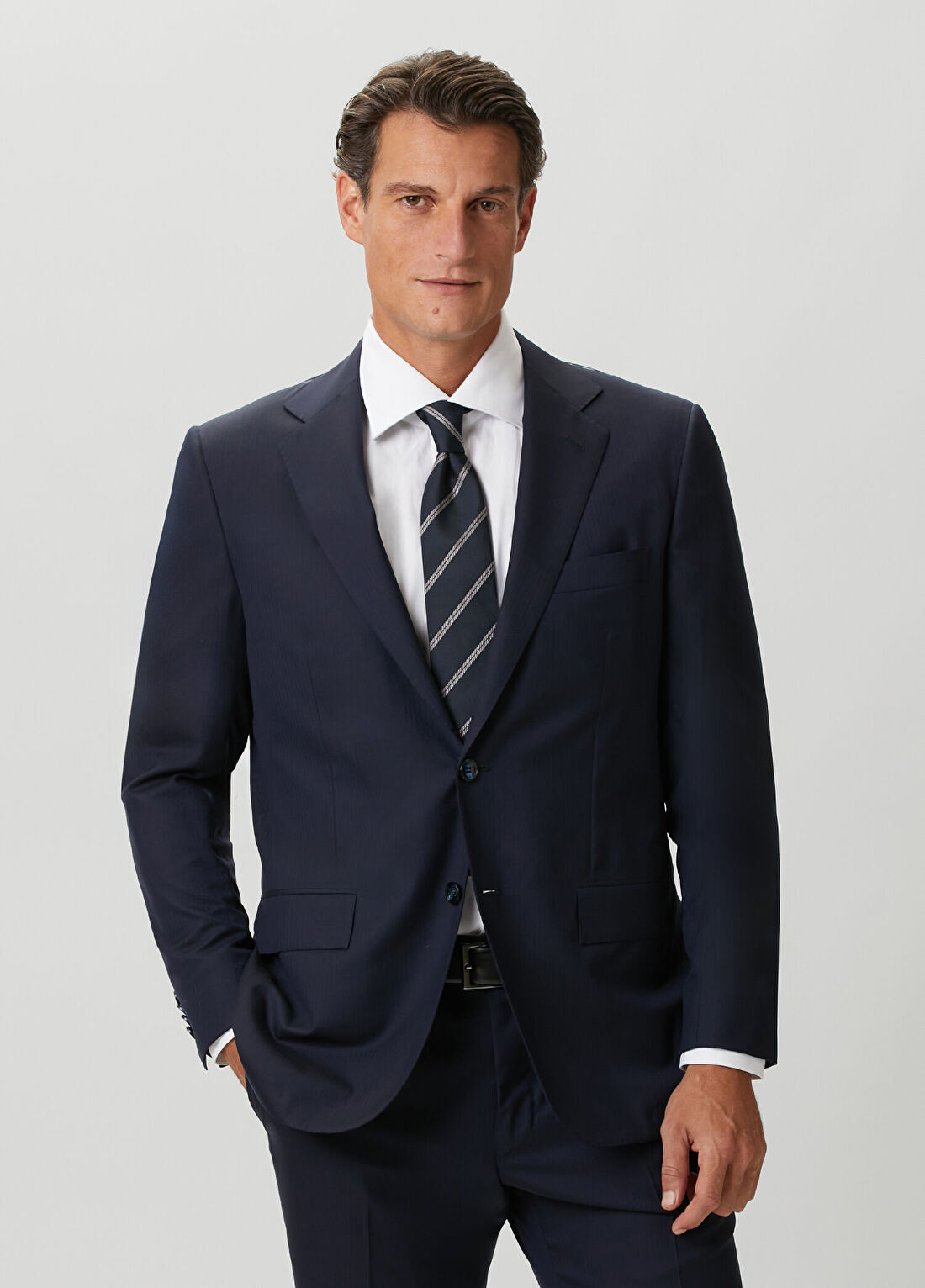 Kiton Lacivert Yün Takım görsel 3