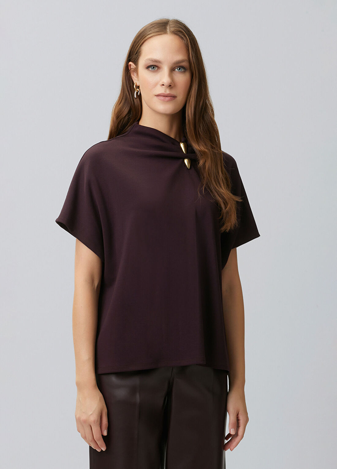 Network Yaka Aksesuar Detaylı T-shirt görsel 4