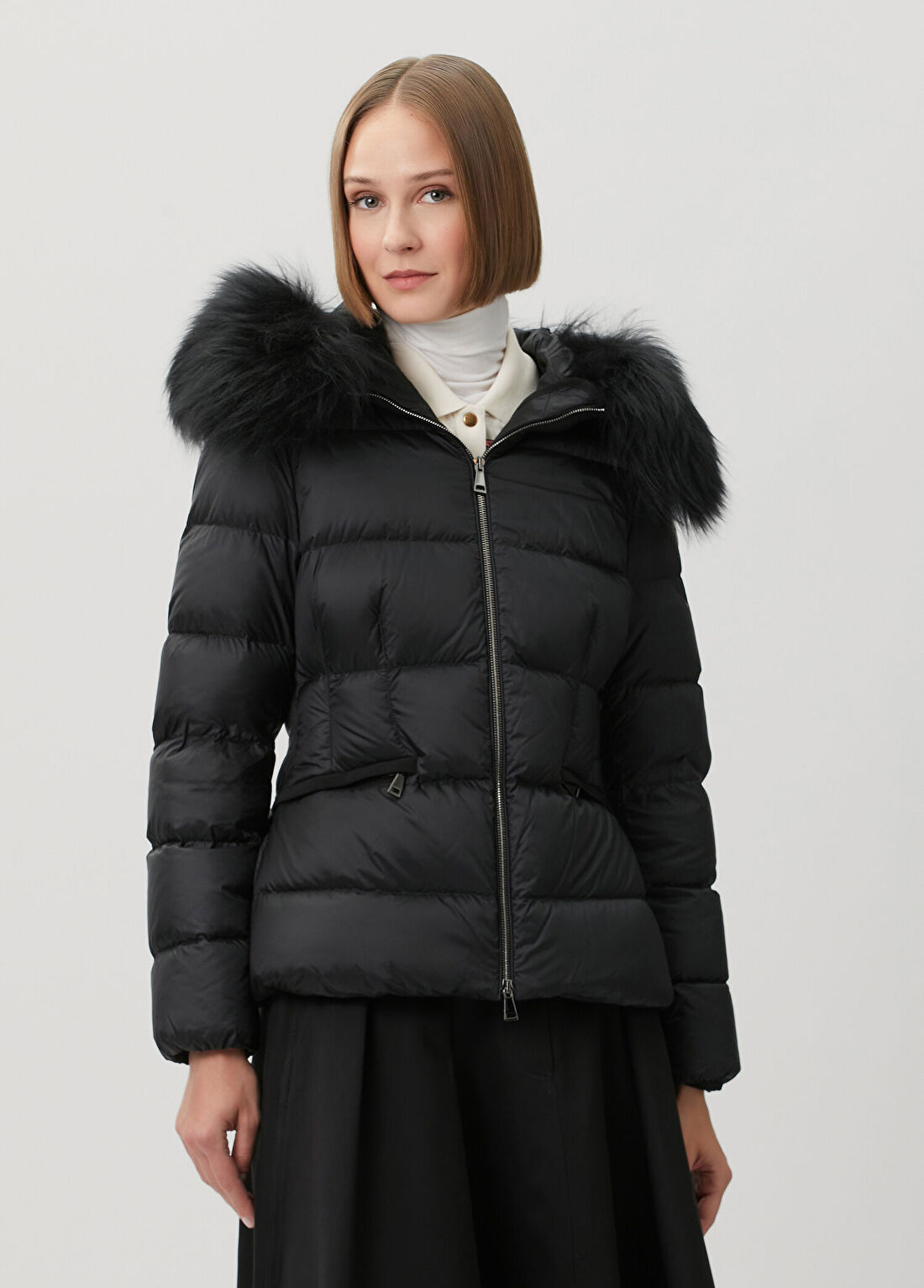 Moncler Boed Siyah Kapüşonlu Puffer Mont görsel 3