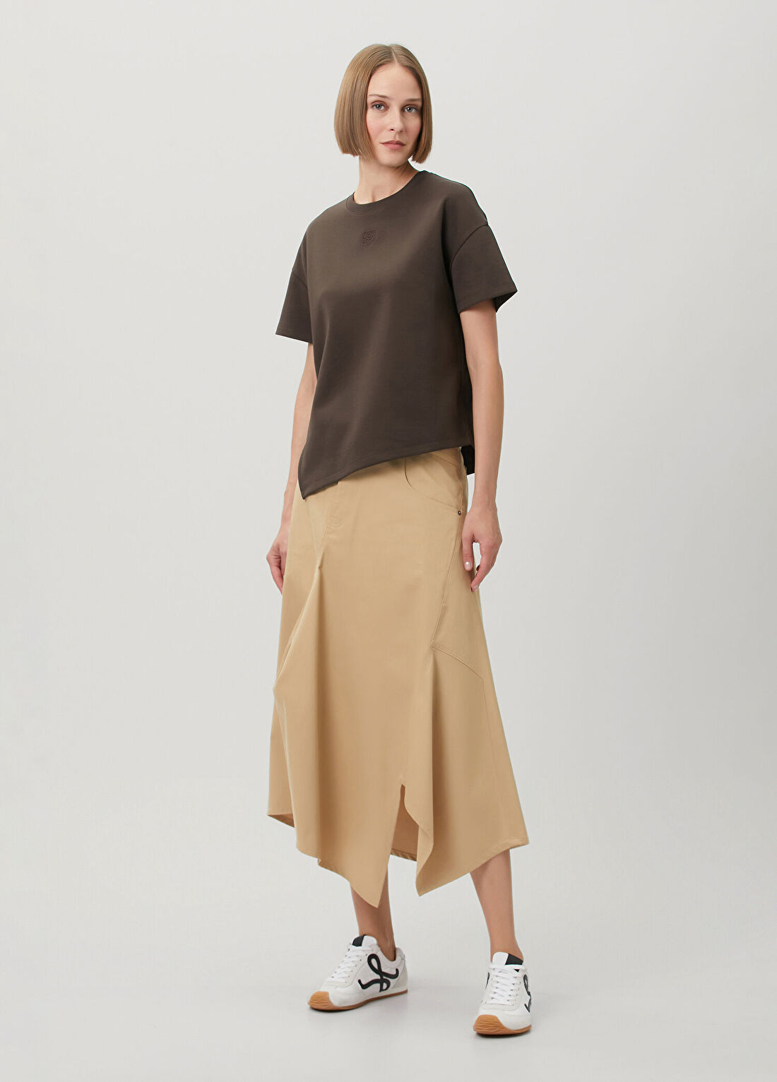 Loewe Kahverengi Asimetrik T-shirt görsel 2