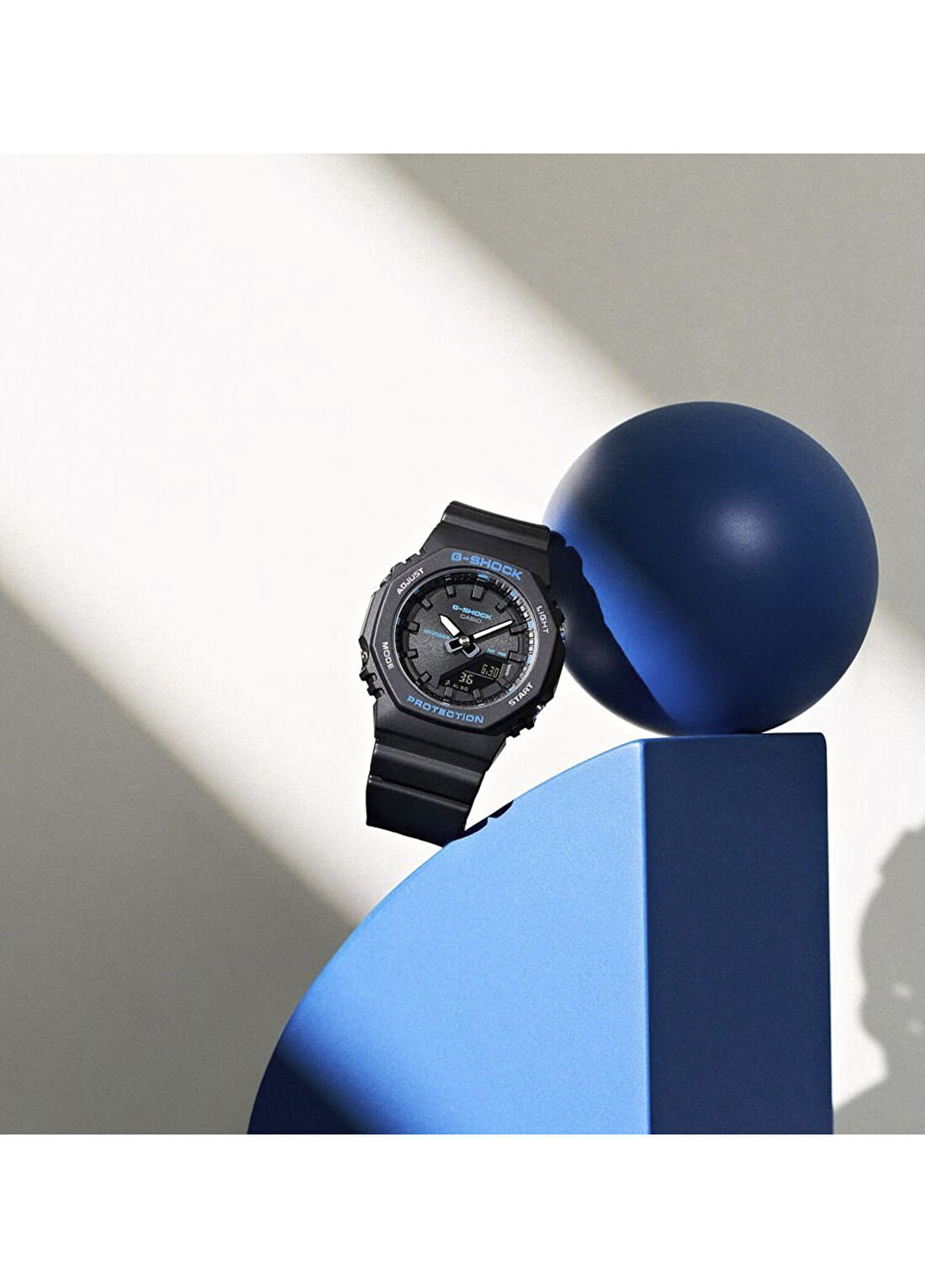 Casio GMA-P2100BA-1ADR G-Shock Siyah Kadın Kol Saati görsel 2