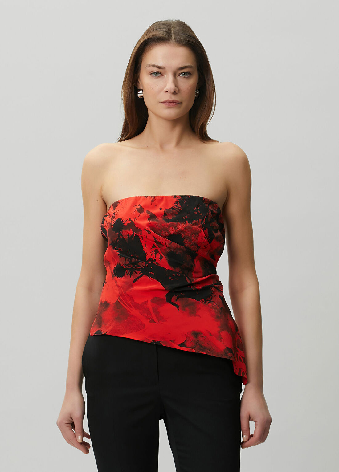 McQueen Kırmızı Siyah Desenli İpek Bluz