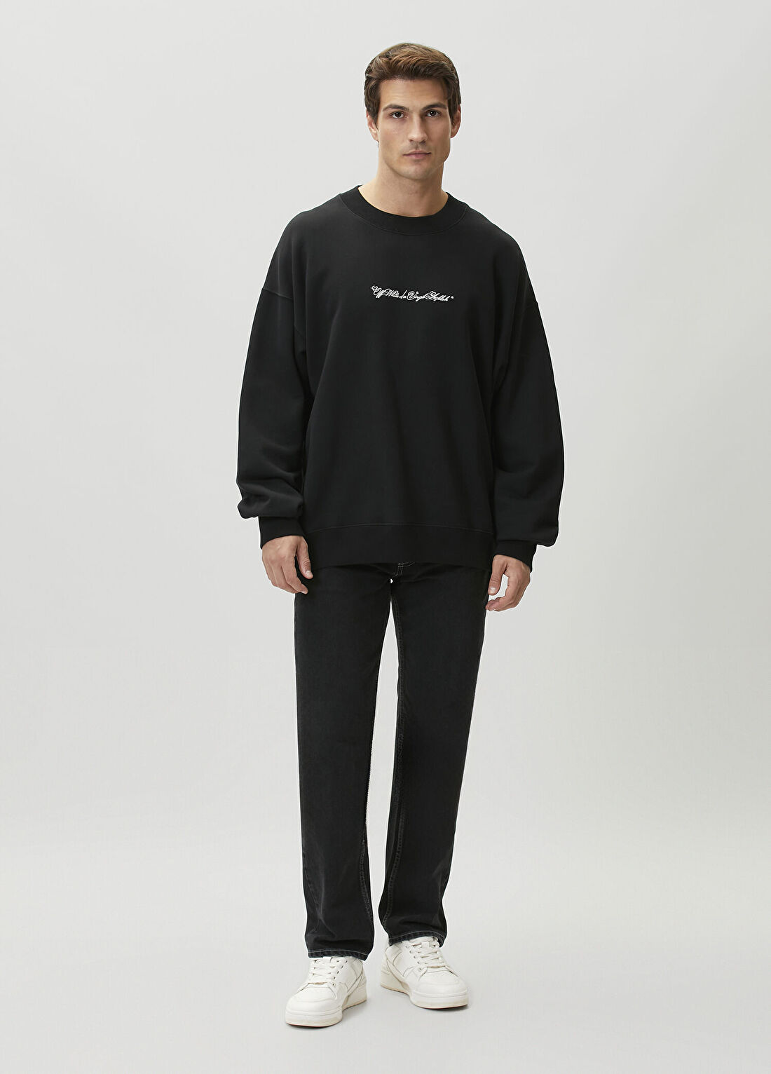 Off-White Siyah Logo Jakarlı Sweatshirt görsel 2