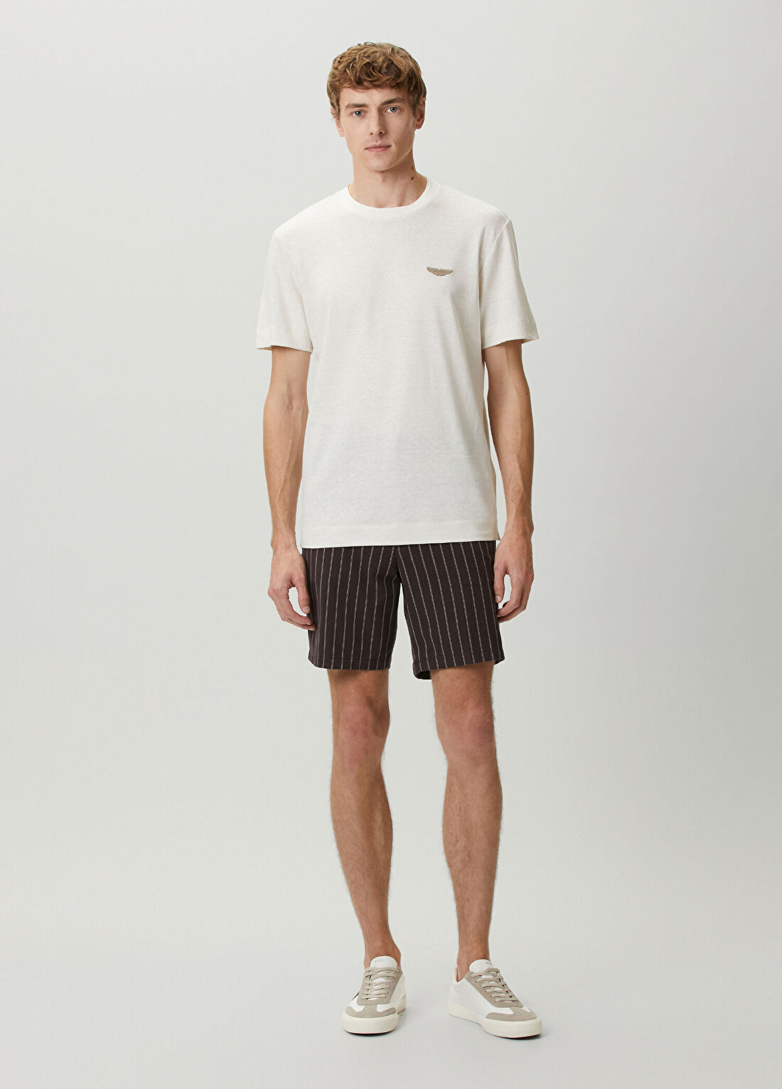 Boss Beyaz Patch Detaylı Keten T-shirt görsel 2