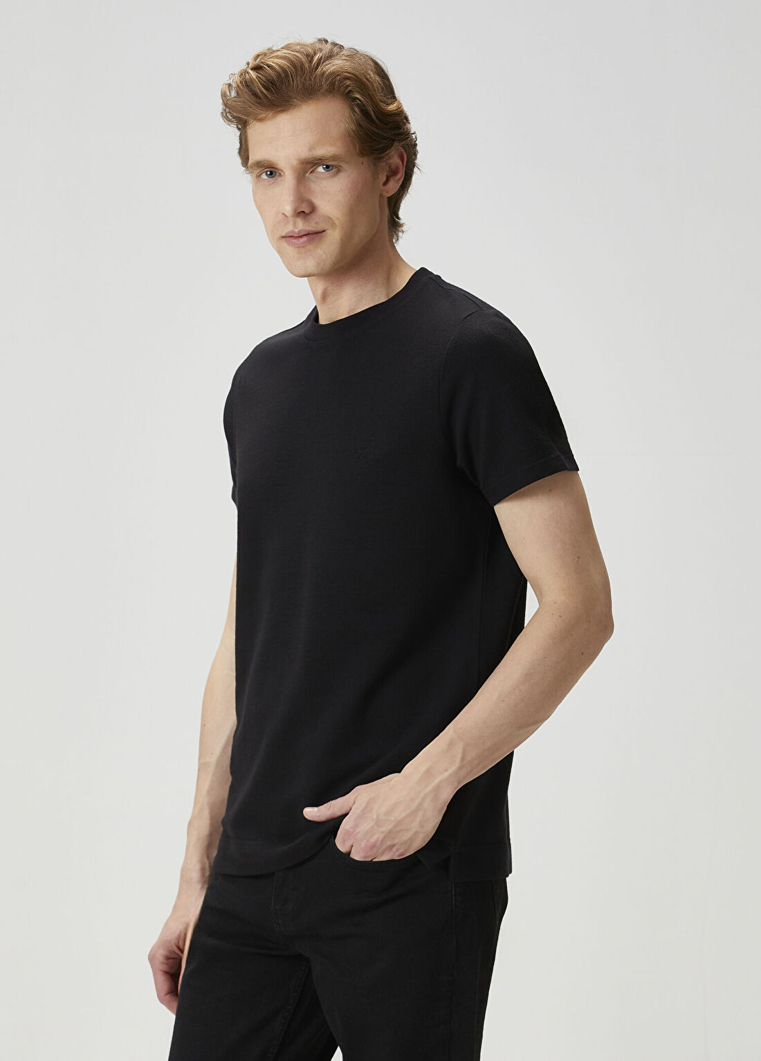 Beymen Club Relax Fit Siyah Flam Görünümlü T-shirt görsel 4