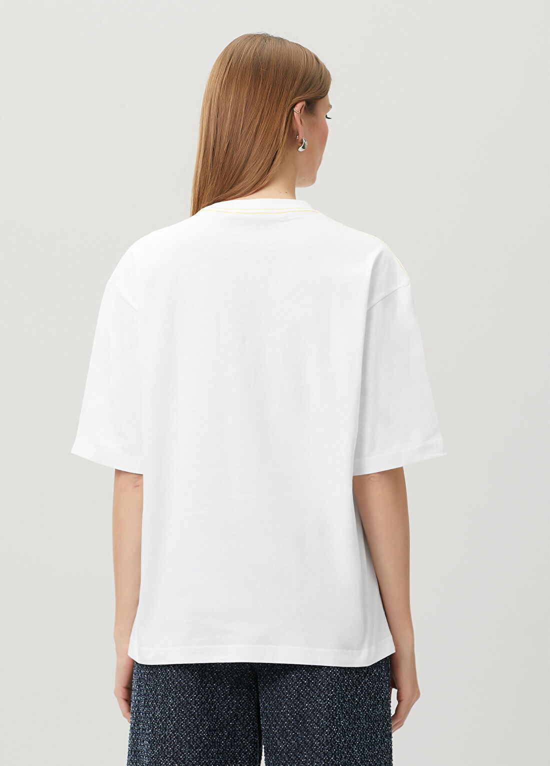 Jacquemus Beyaz Baskılı T-shirt görsel 4