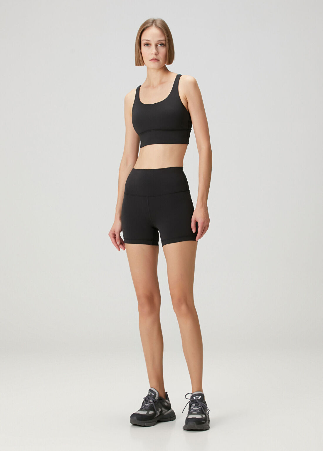 lululemon Wunder Train High Rise Siyah Şort 4"